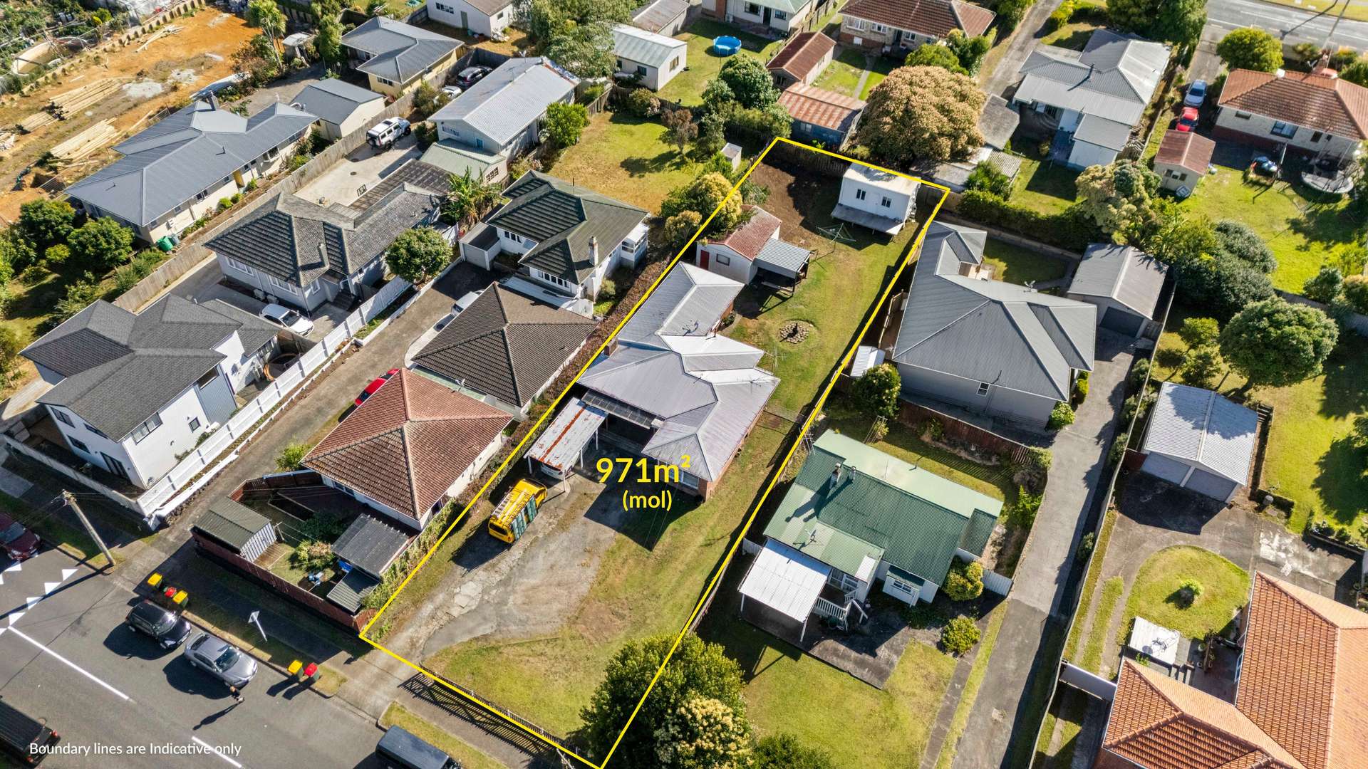 18 Churchill Avenue photo 0