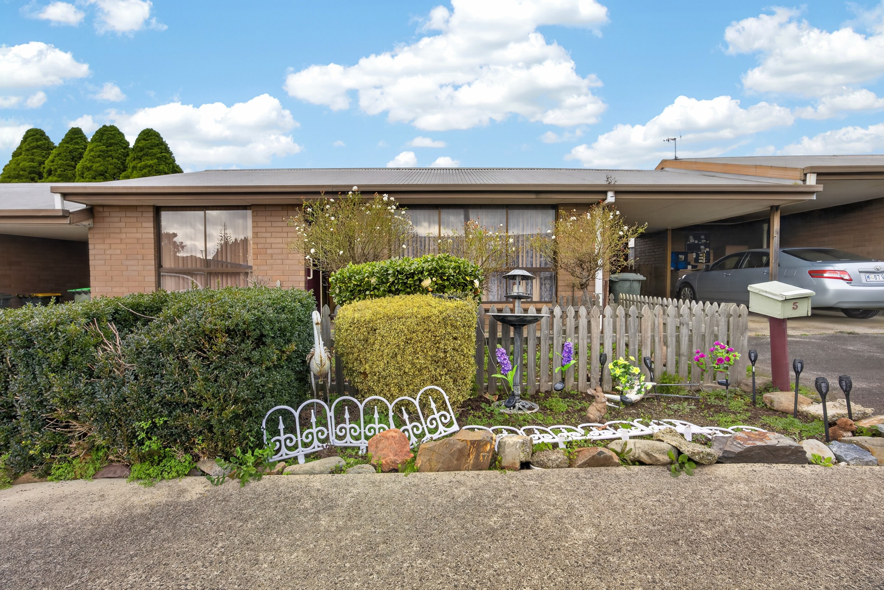 2/162 Weld Street, Beaconsfield, TAS 7270