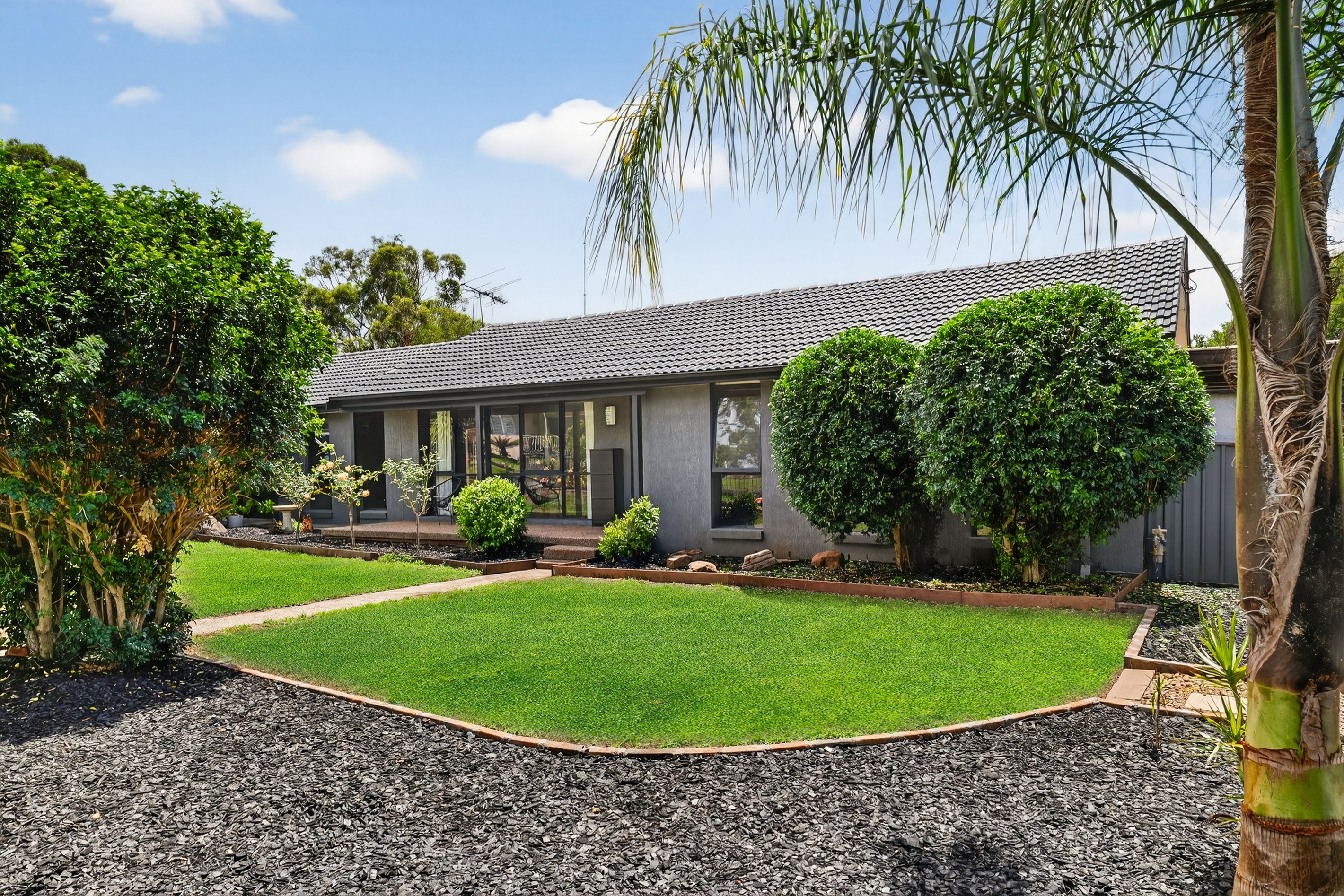 34 Megalong Crescent, Campbelltown, NSW 2560