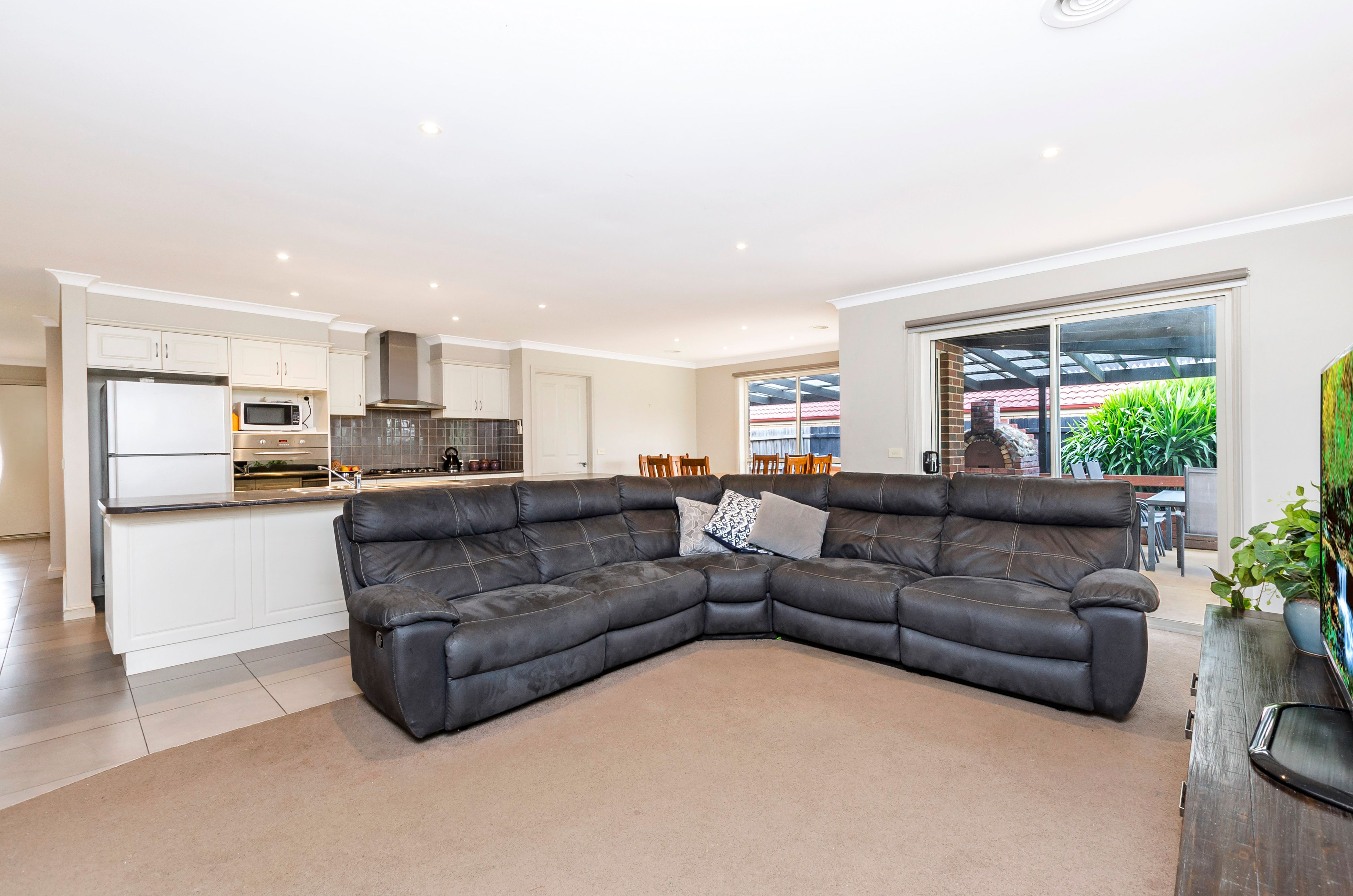 29 Huntingfield Drive, Warrnambool, VIC 3280