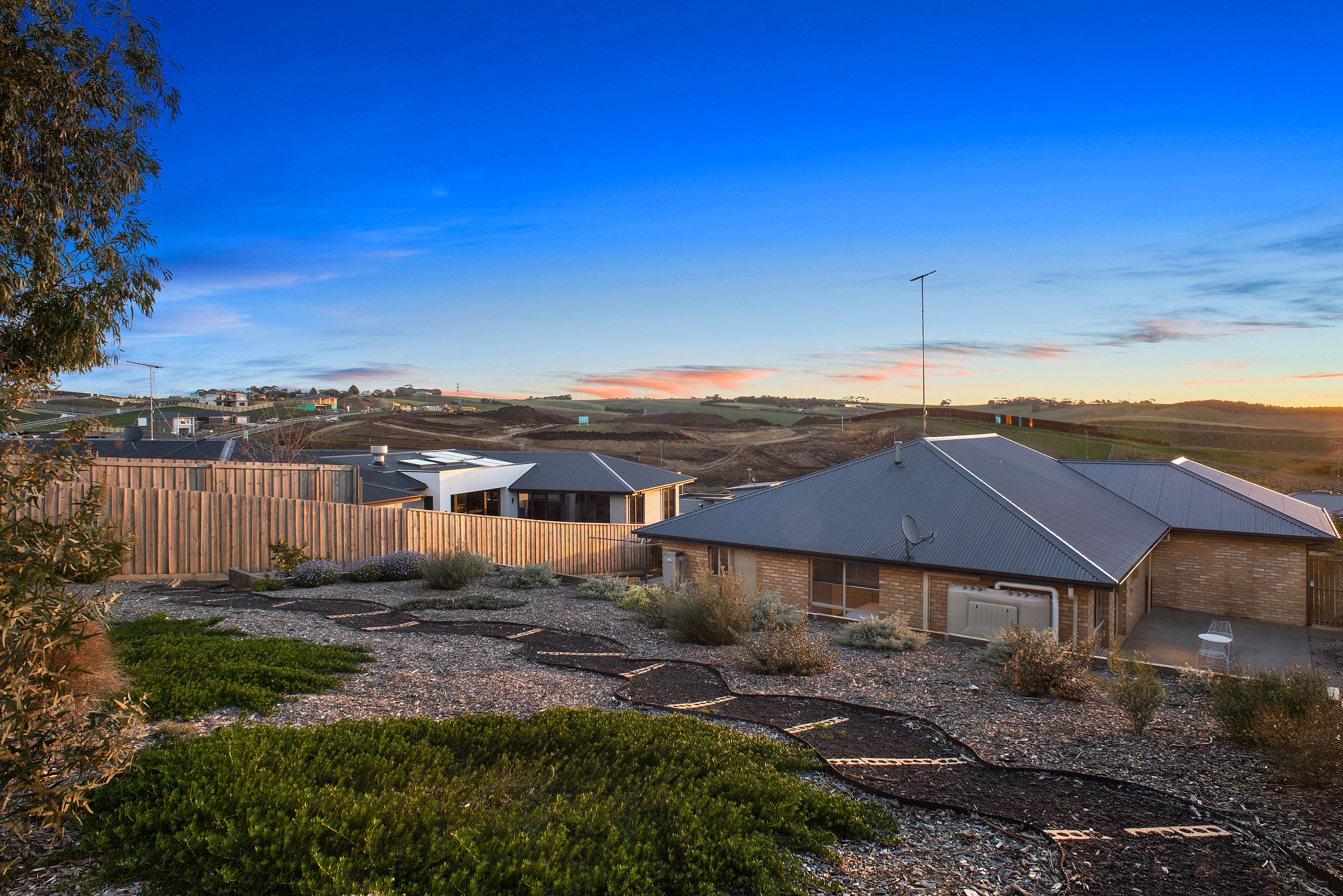 86 Grantham Drive, Highton, VIC 3216