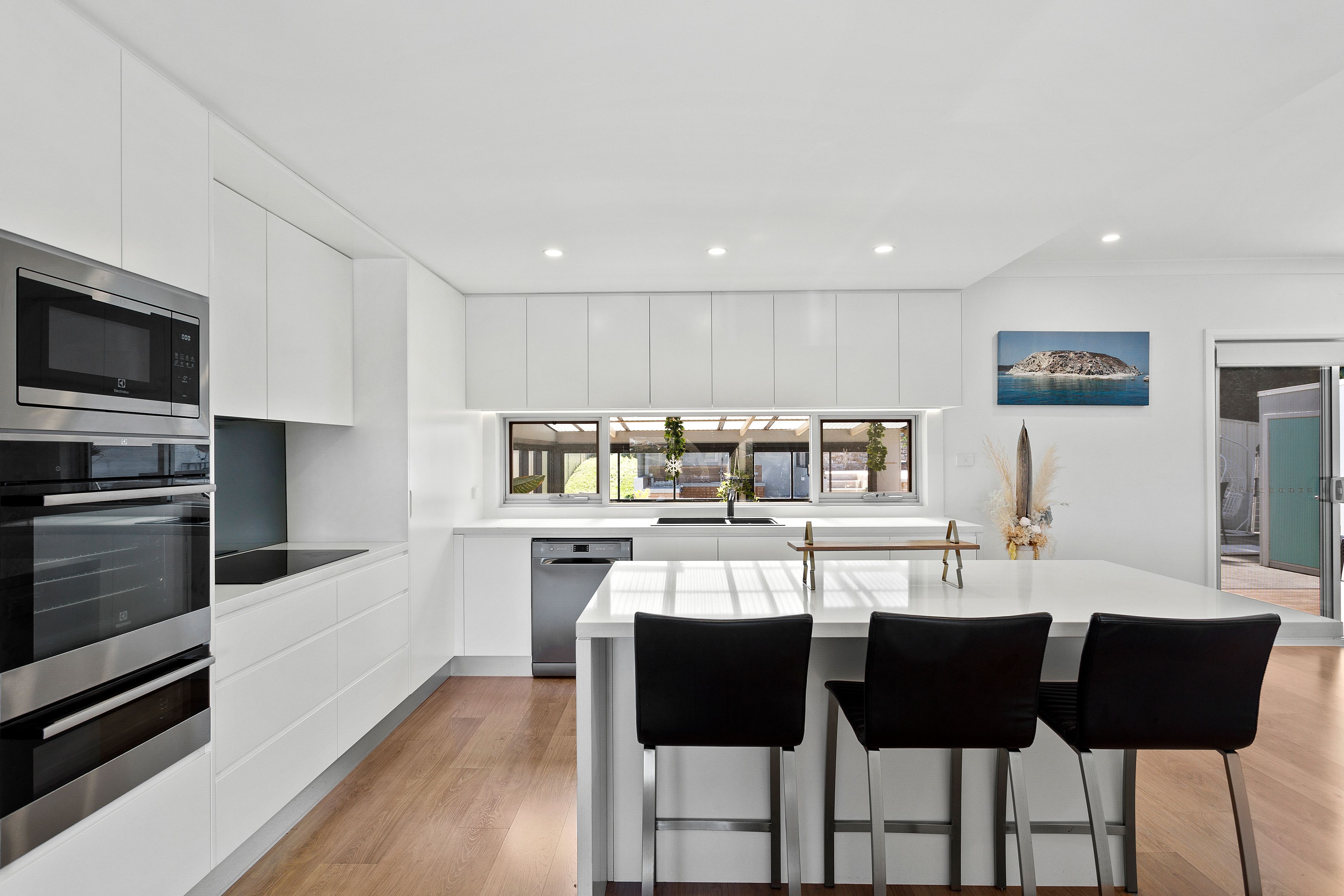 42 Thirroul Road, Kanahooka, NSW 2530