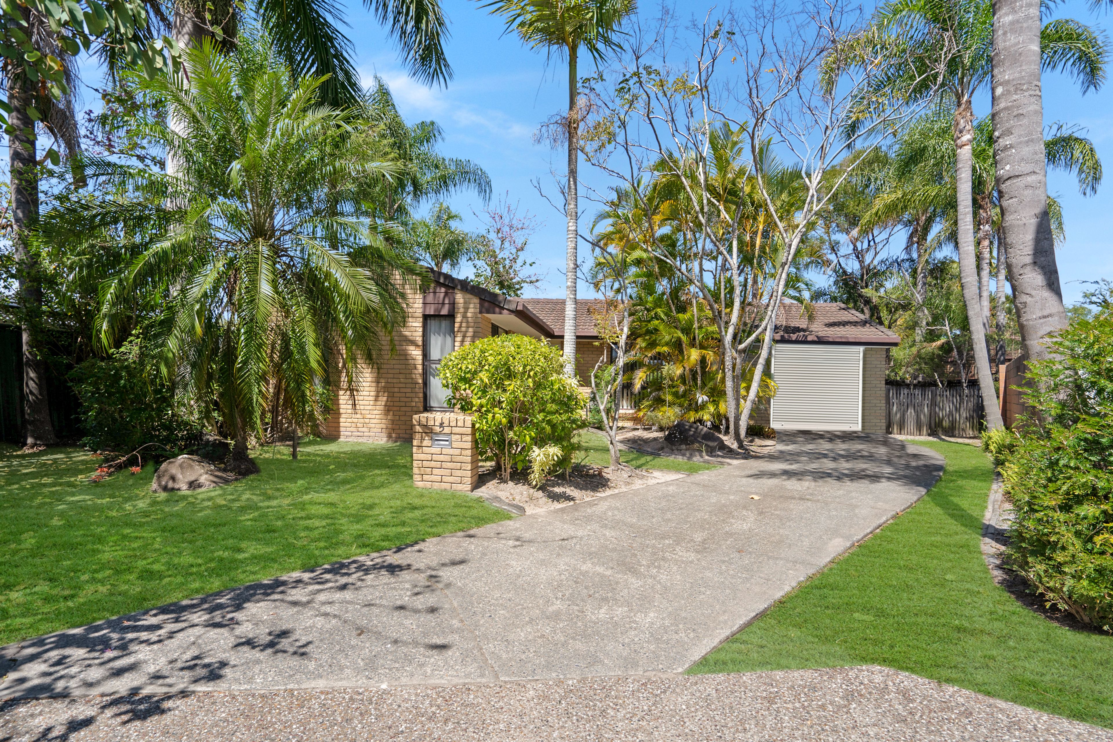 5 Delnote Court, Varsity Lakes, QLD 4227
