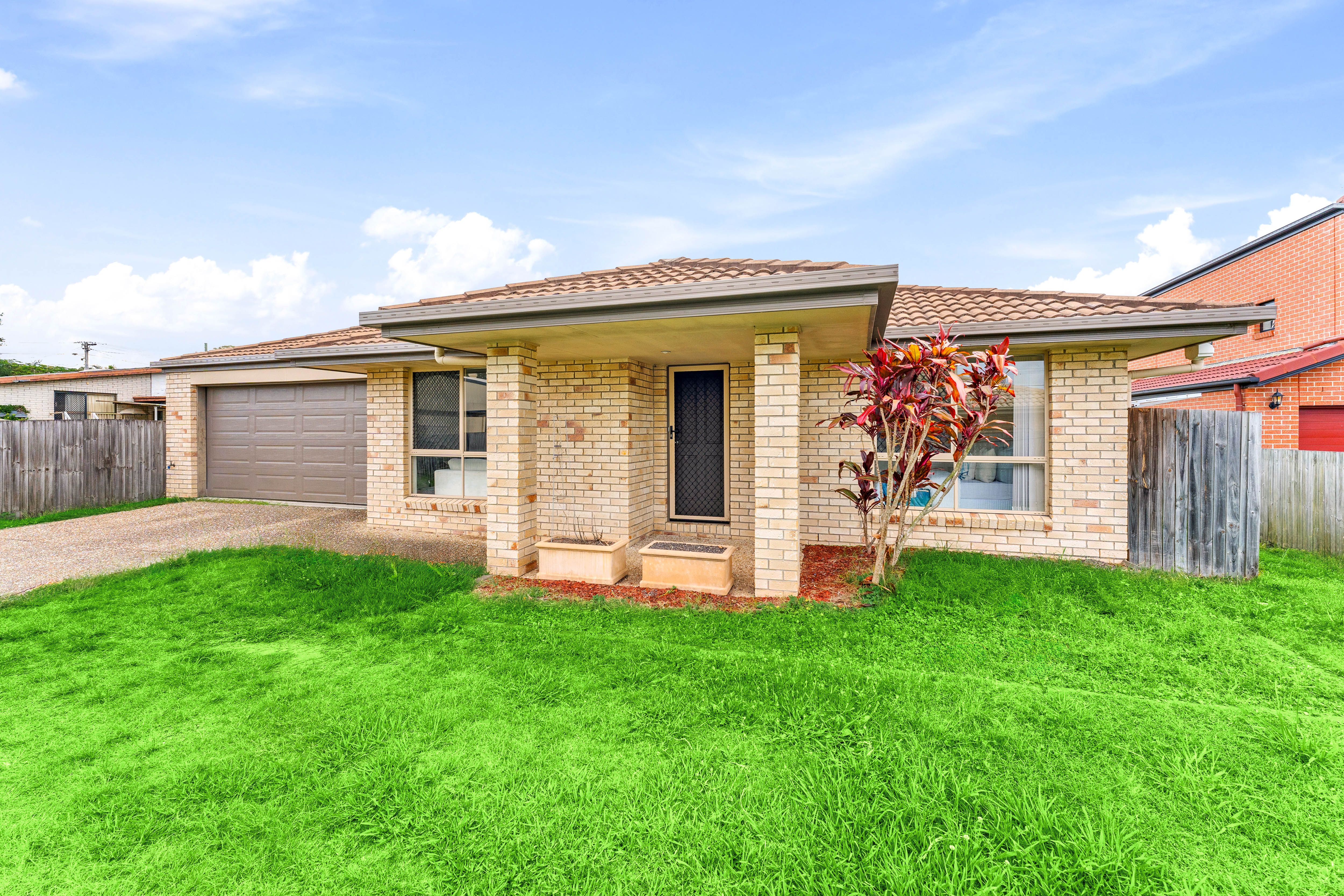 92 Warrigal Road, Runcorn QLD 4113