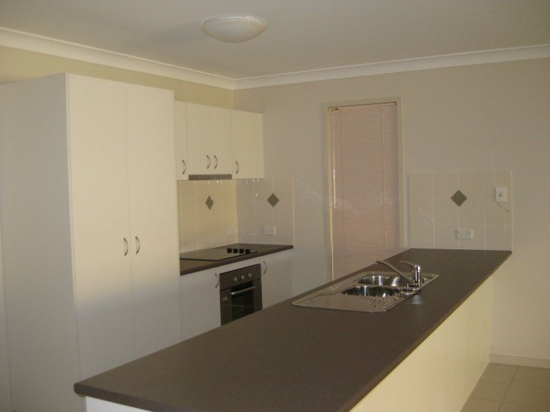 9 Vanessa Close, Richlands, QLD 4077