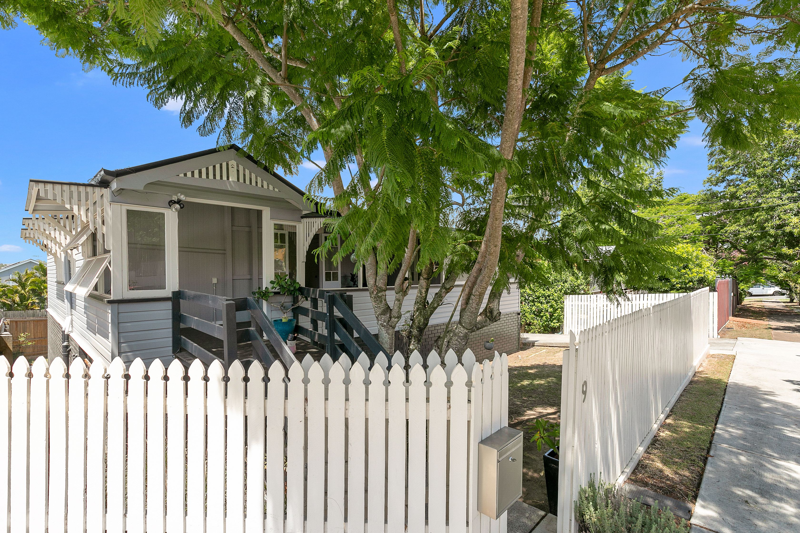 9 Lothian Street, Annerley, QLD 4103