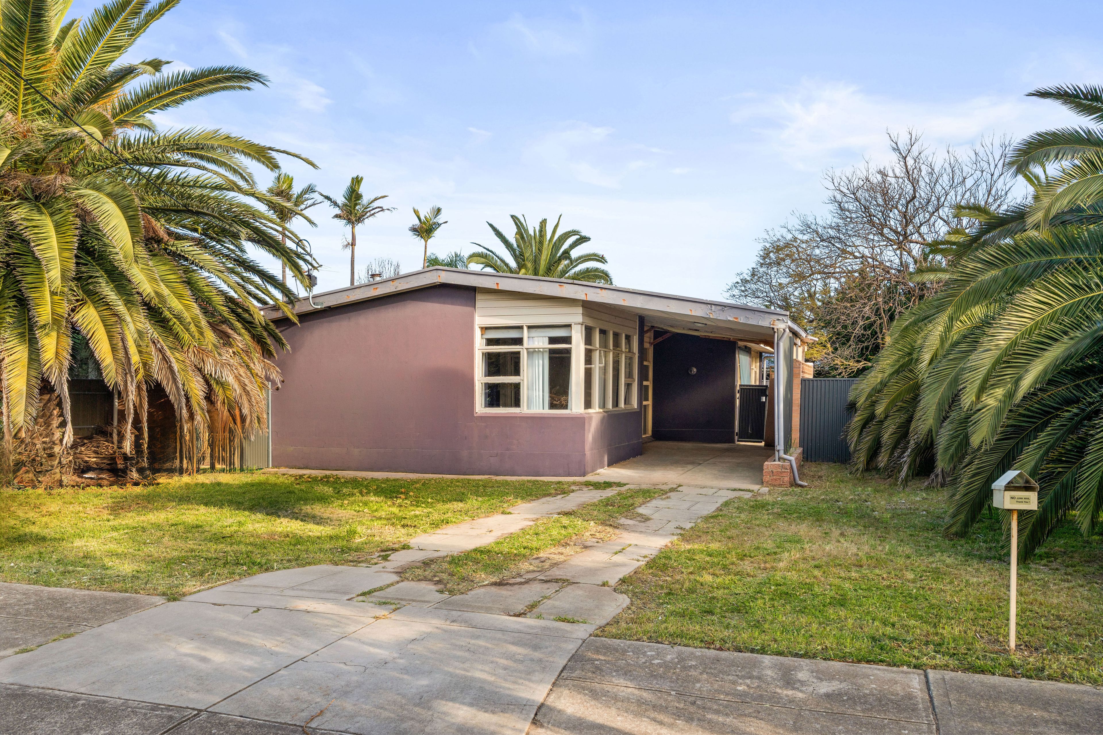 10 Warren Avenue — photo from Ray White Grange
