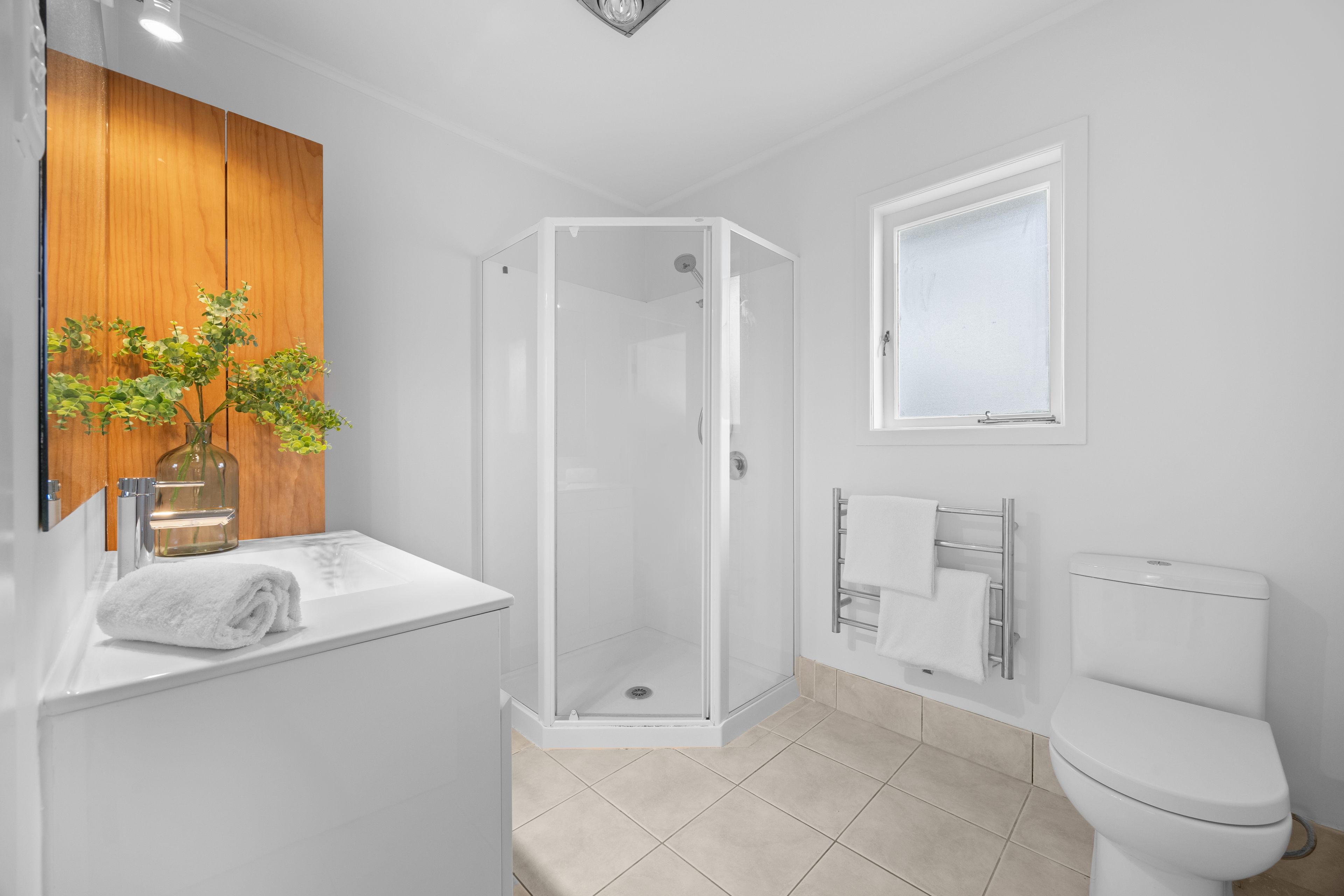 1/3 Mackenzie Street, Te Atatu South, Waitakere City