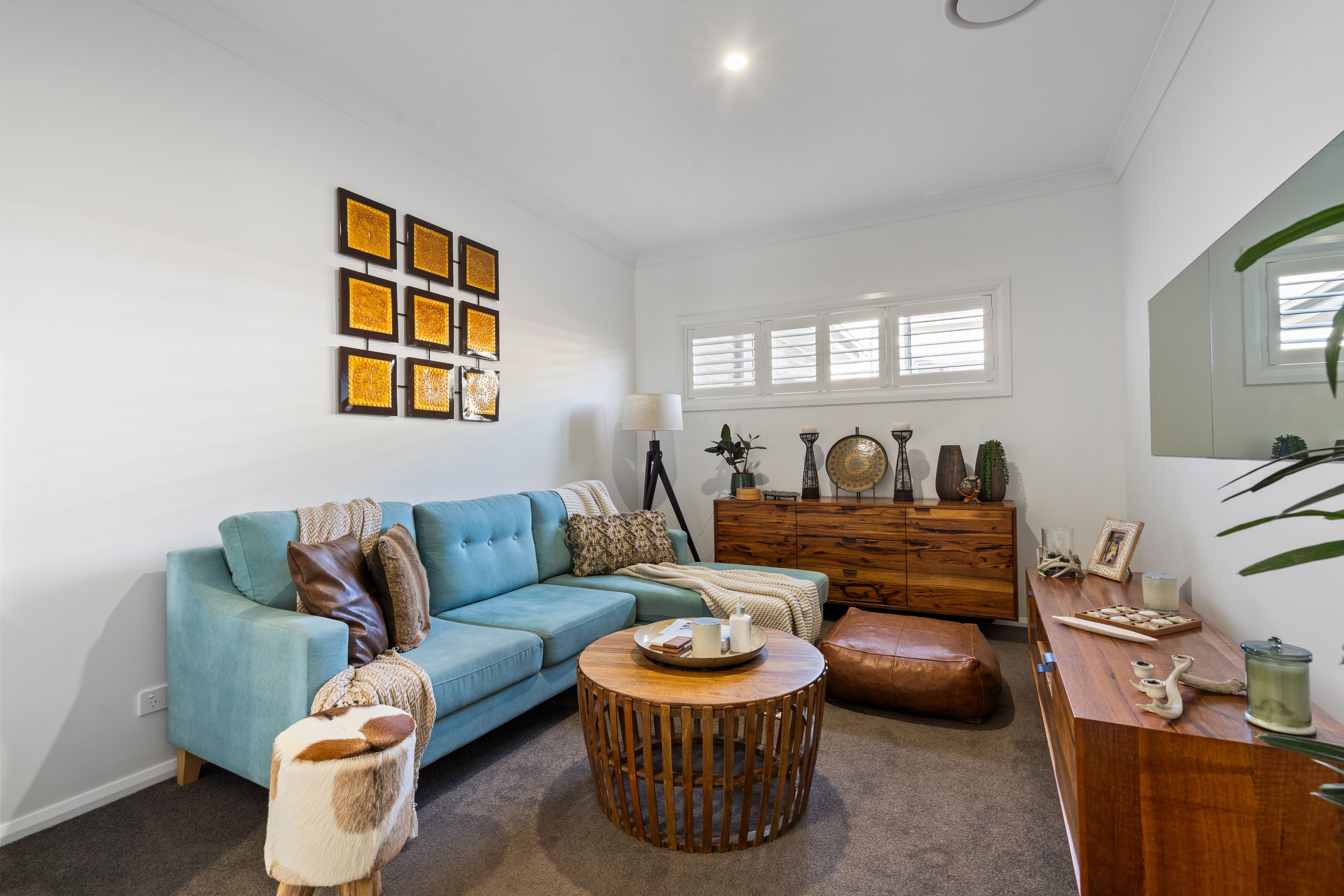 64 Wamara Crescent — photo 3 of 15