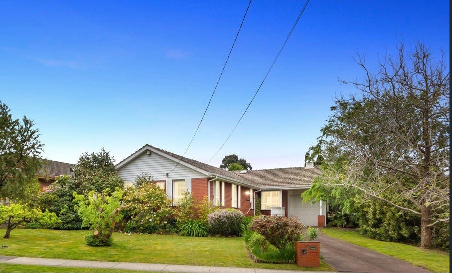54 Gateshead Drive, Wantirna South, VIC 3152