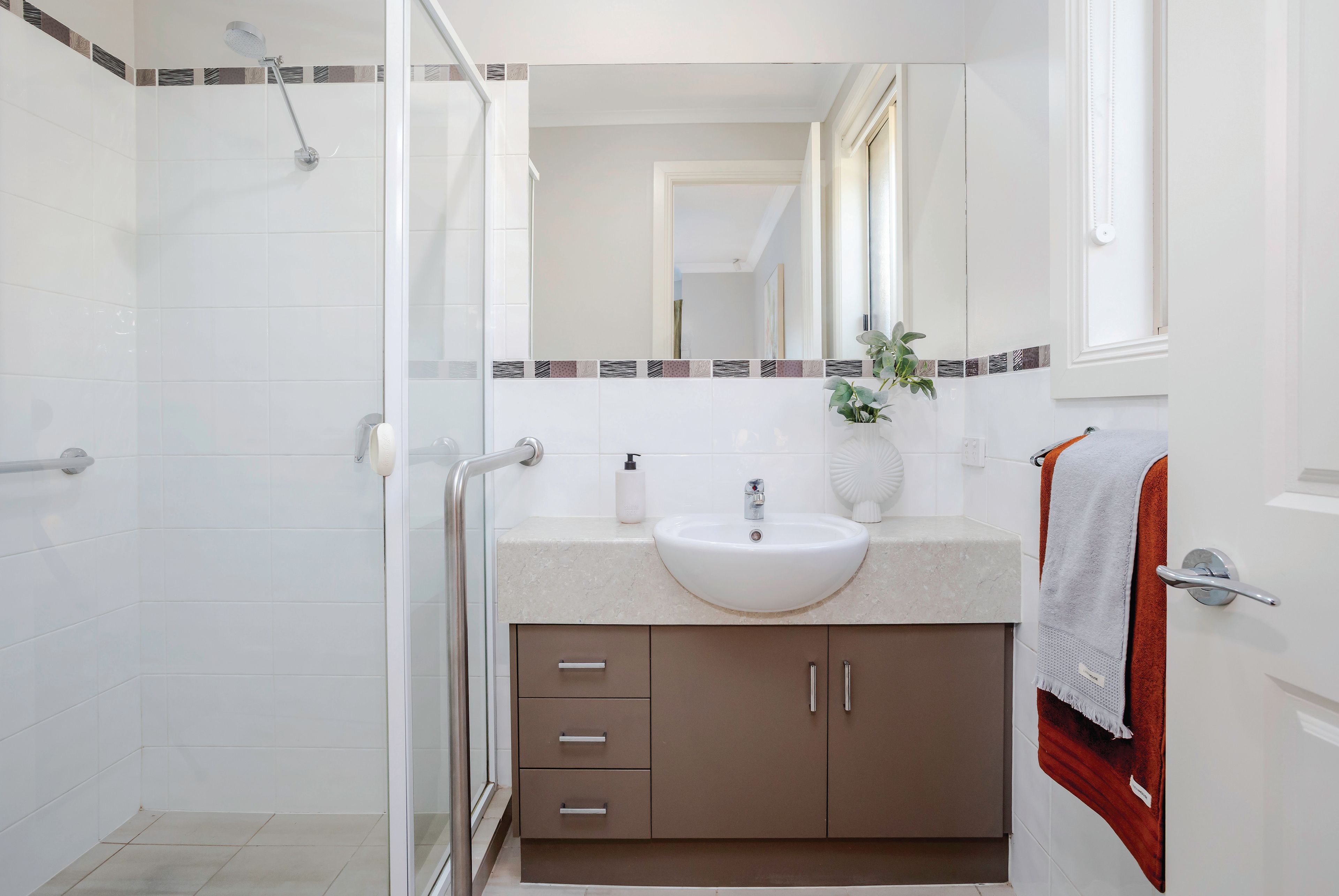 46 Jervois Street — photo 7 of 28