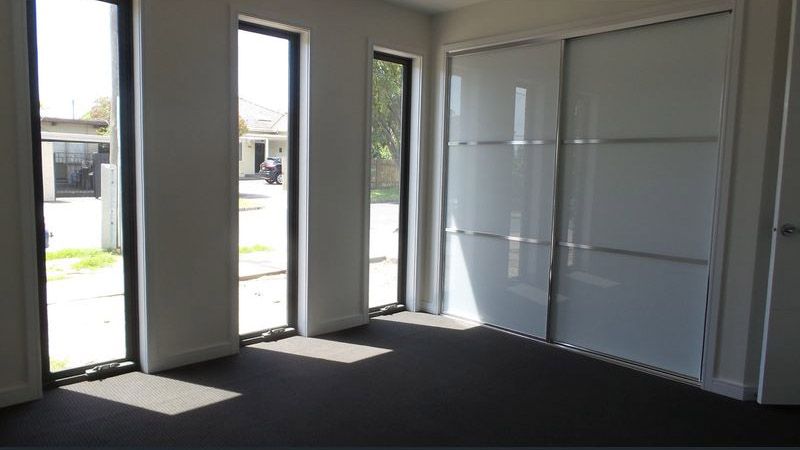 2C Gwenda Avenue, Moorabbin, VIC 3189