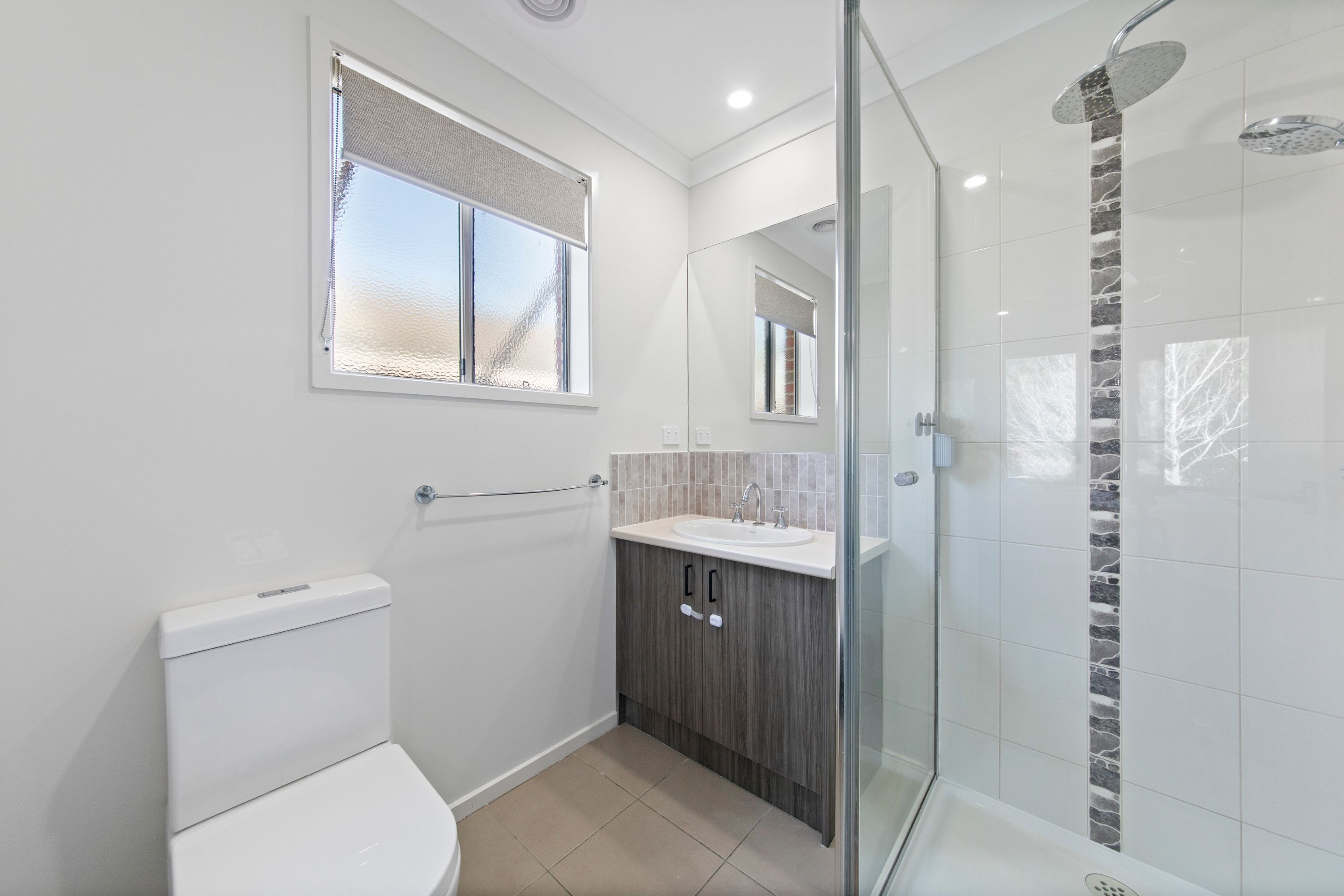 128 Windermere Boulevard — photo 5 of 27