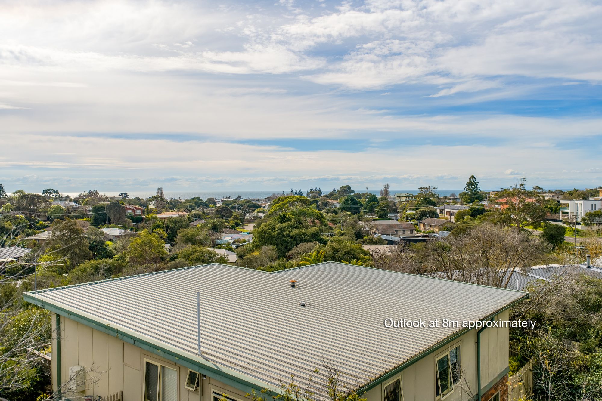 8 Kanimbla Court — photo 12 of 17
