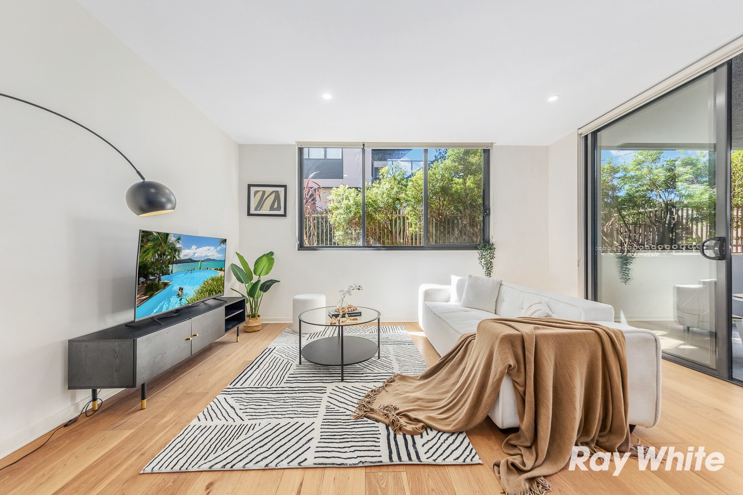 2/2 Lodge Street, Hornsby, NSW 2077