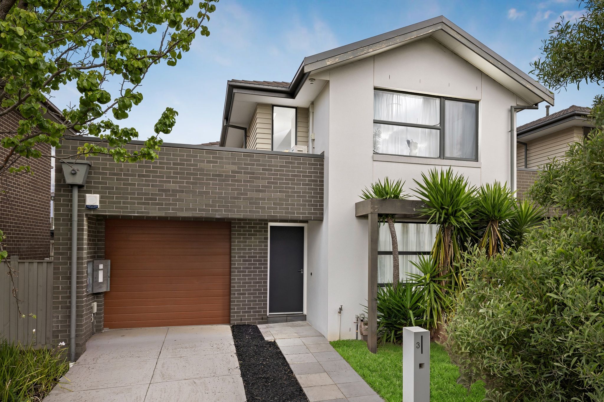 3 Excelsior Circuit — photo from Ray White Judd White Group - Glen Waverley