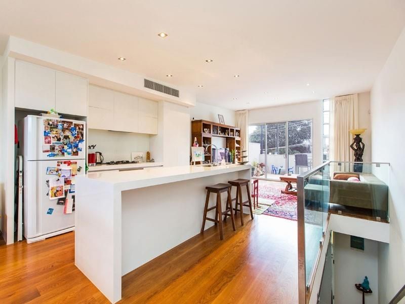 20 IFFLA Street, South Melbourne, VIC 3205