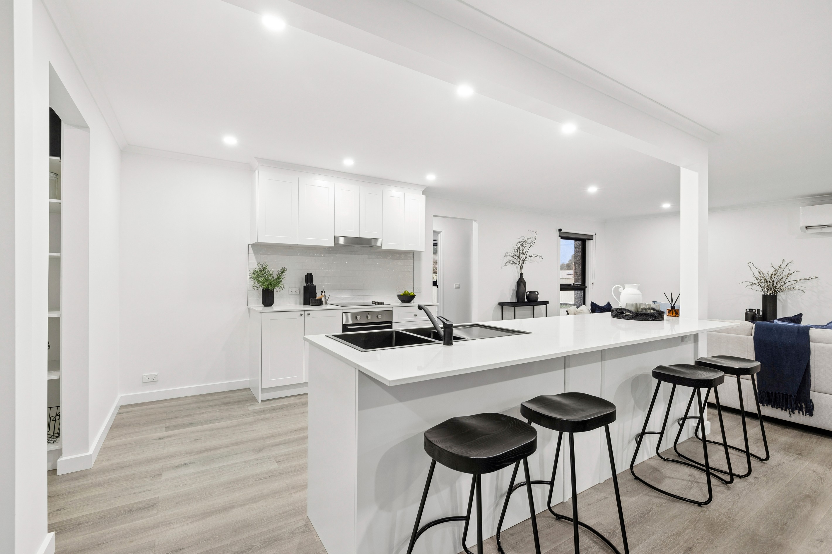 4/31 Worcester Road, Gisborne, VIC 3437
