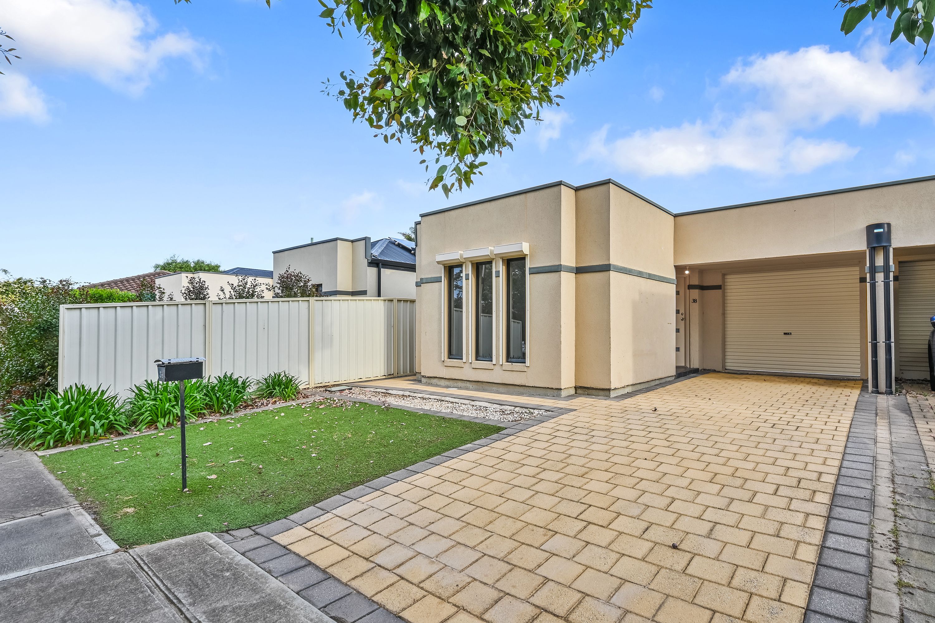 38 Claughton Road — photo 3 of 21