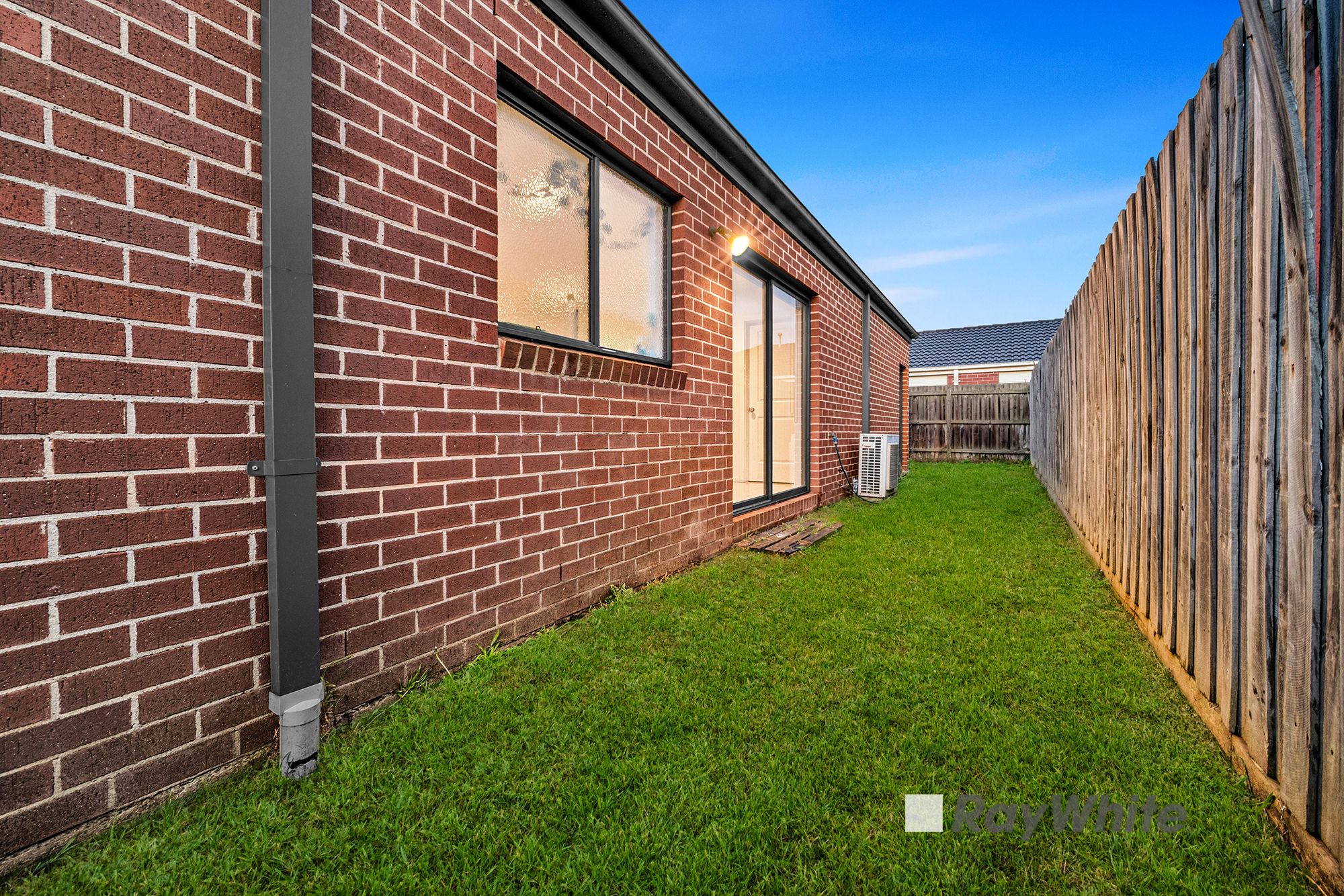 128 Fleetwood Drive — photo 12 of 18