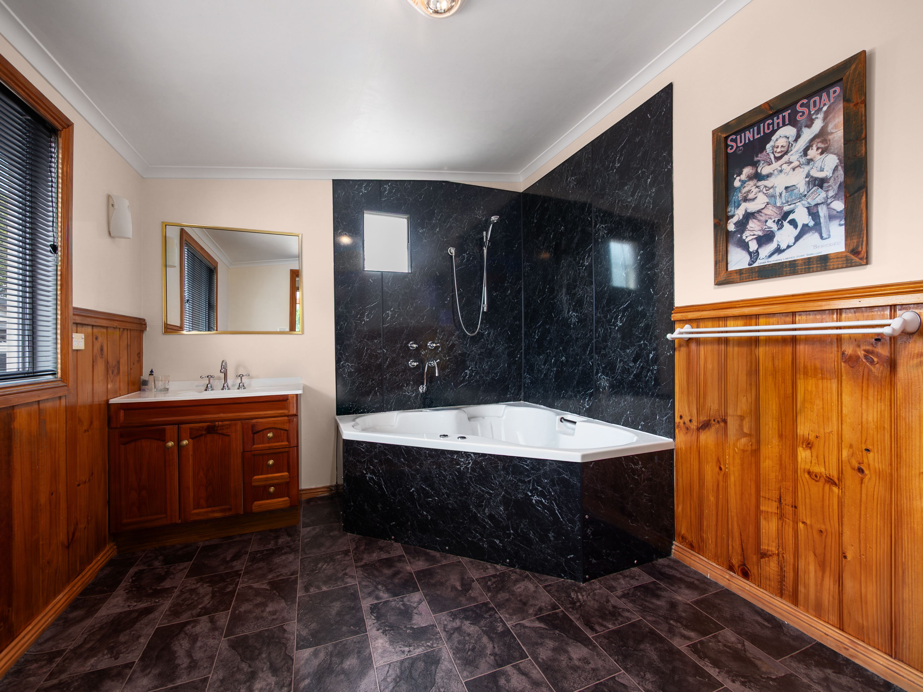 51 Saunders Street — photo 11 of 16