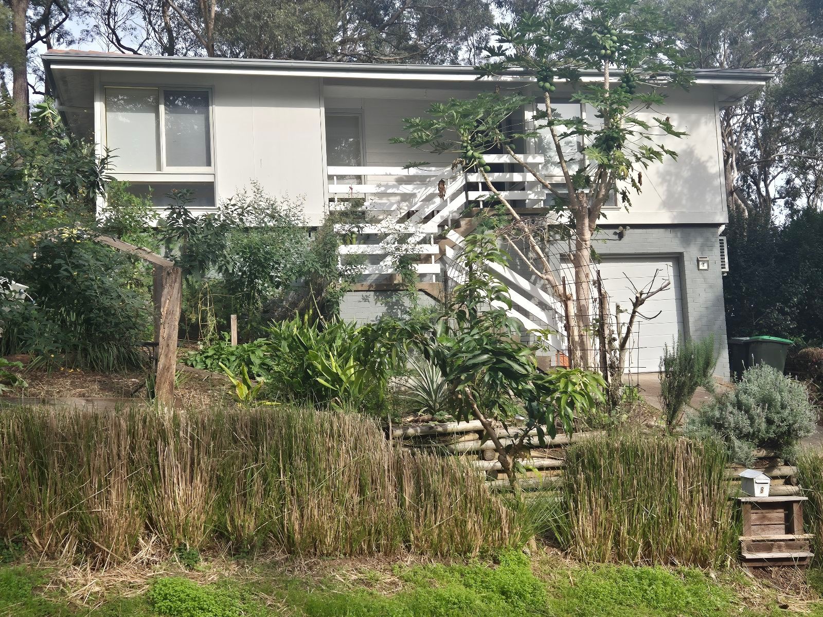 8 Korekoba Place, Bolton Point, NSW 2283