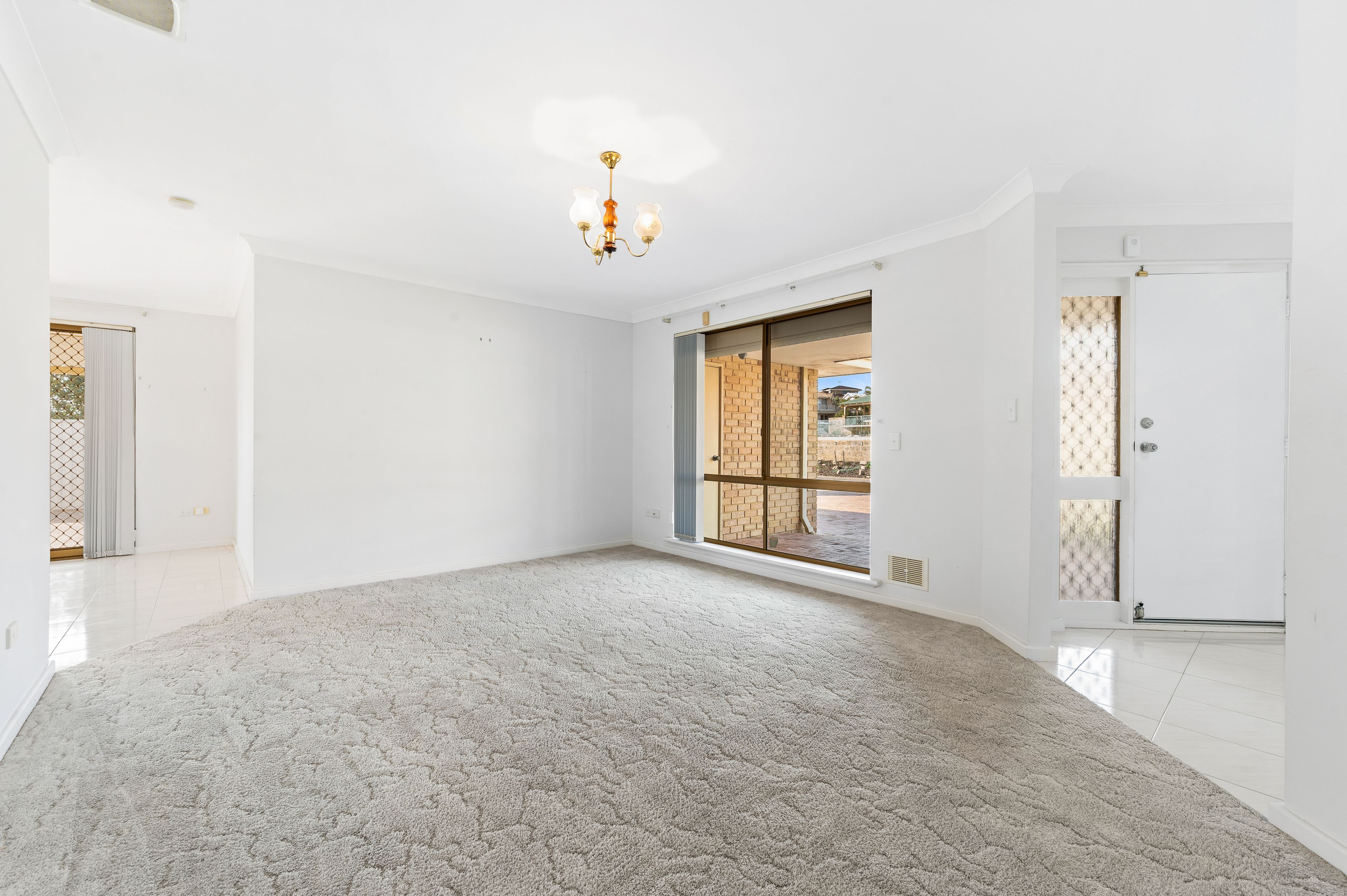 4 Atwick Place — photo 5 of 26