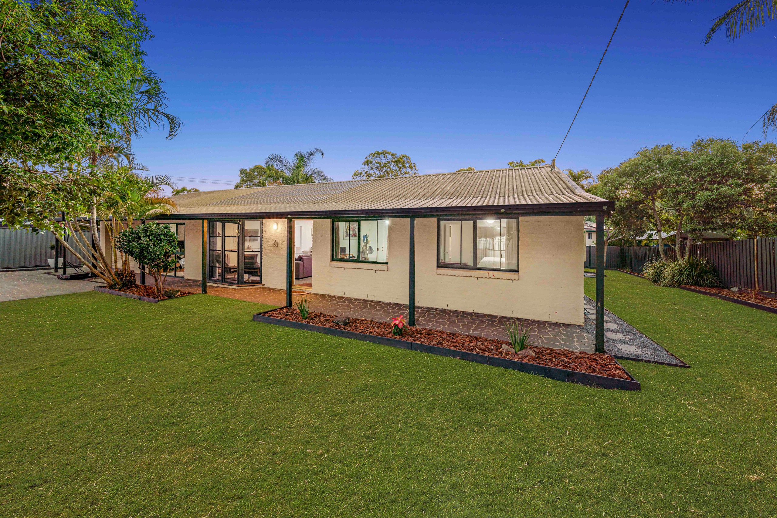 3 Alma Street, Thorneside, QLD 4158