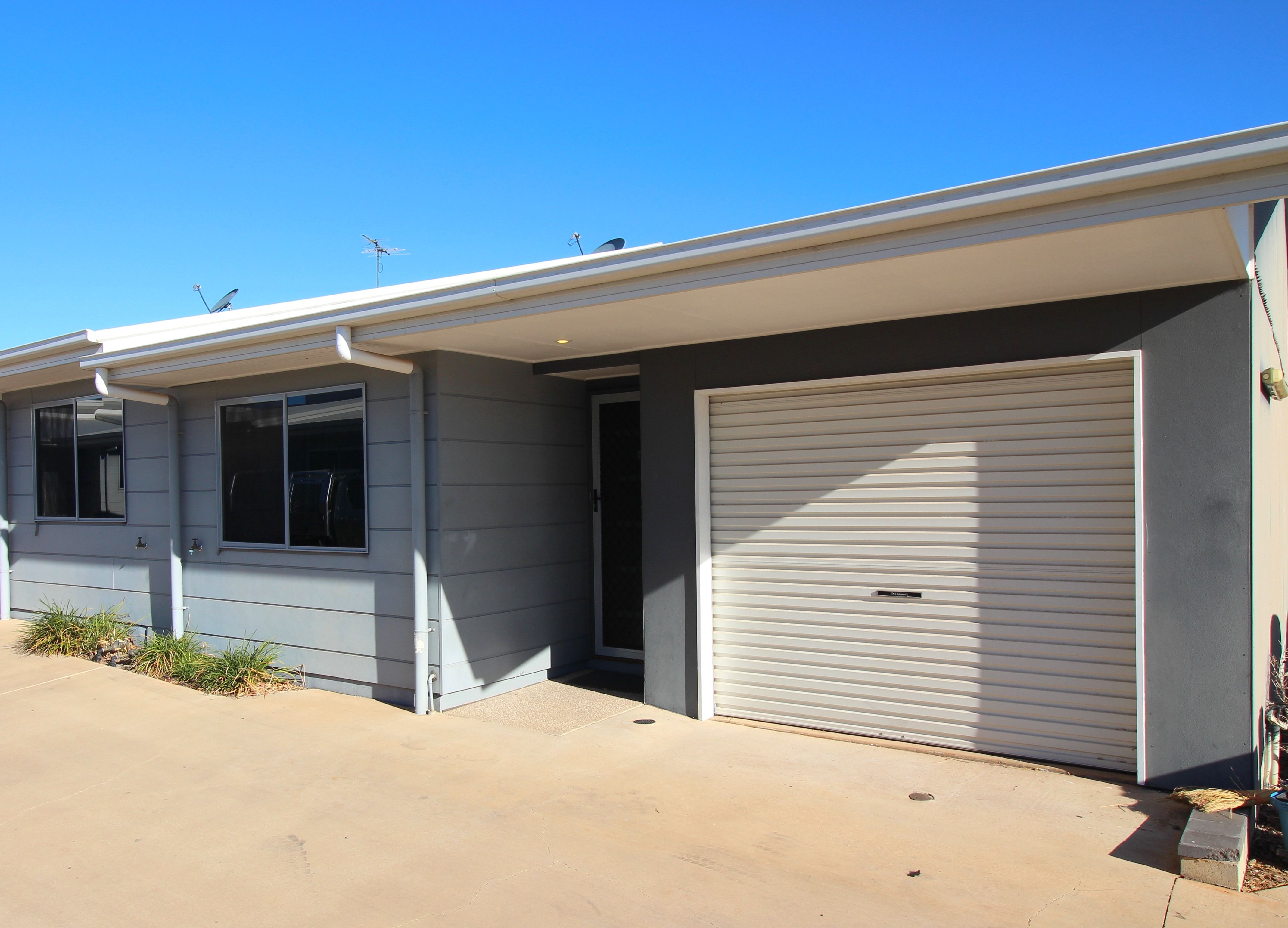 16/8 Hillcrest Street, Emerald, QLD 4720