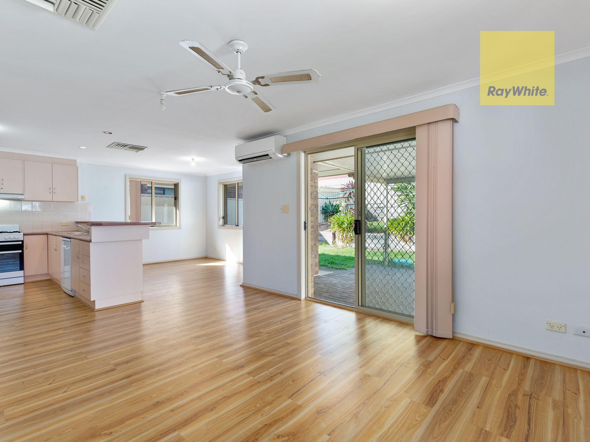 10 Bourke Place, Golden Grove, SA 5125