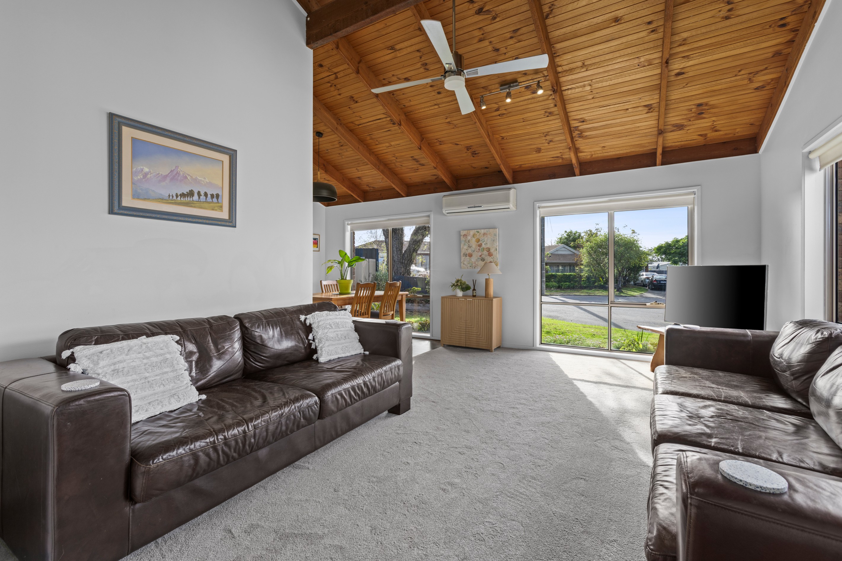 2 Dunowie Court, Grovedale, VIC 3216