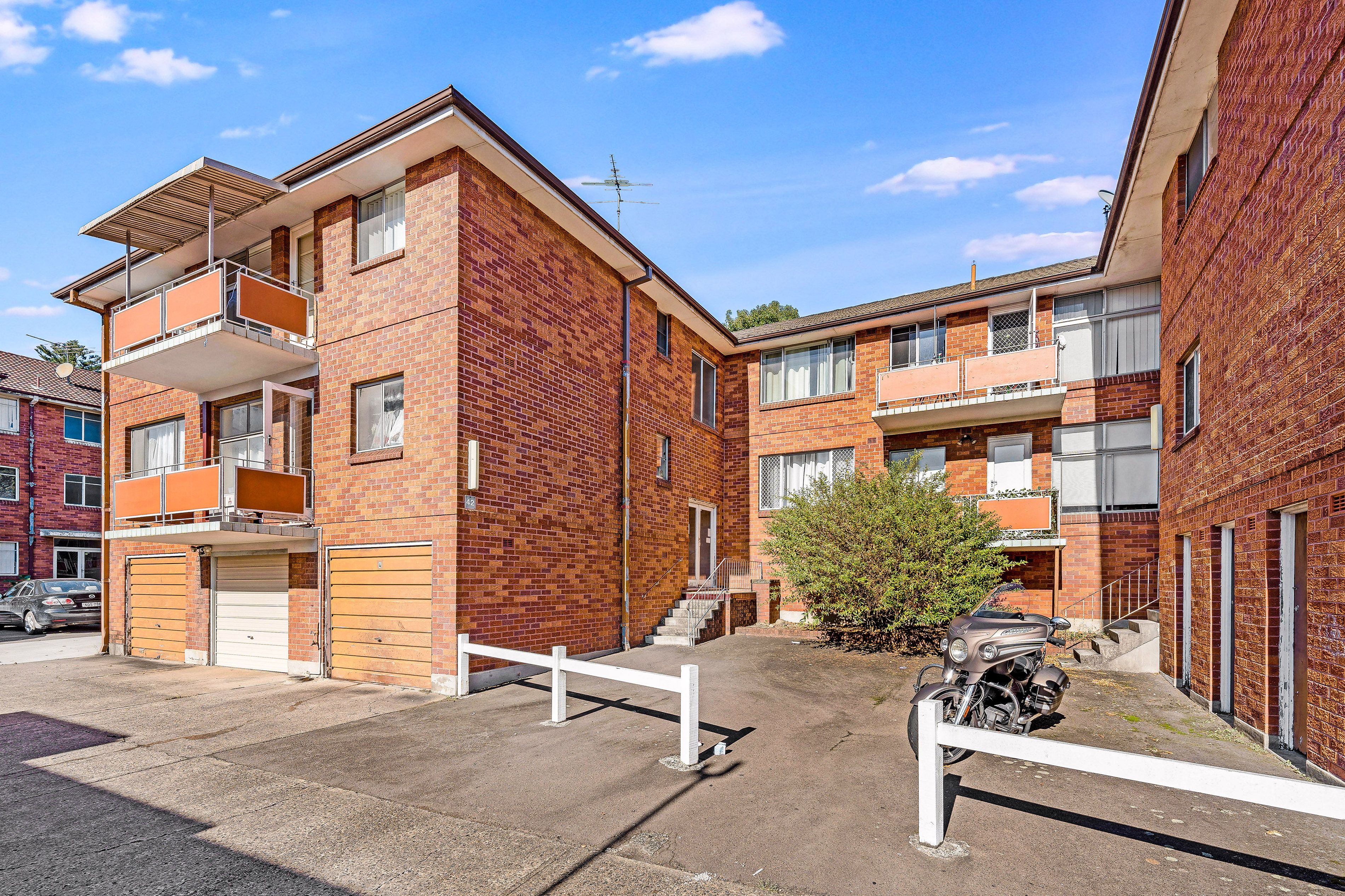 42 Broadarrow Road, Narwee NSW 2209