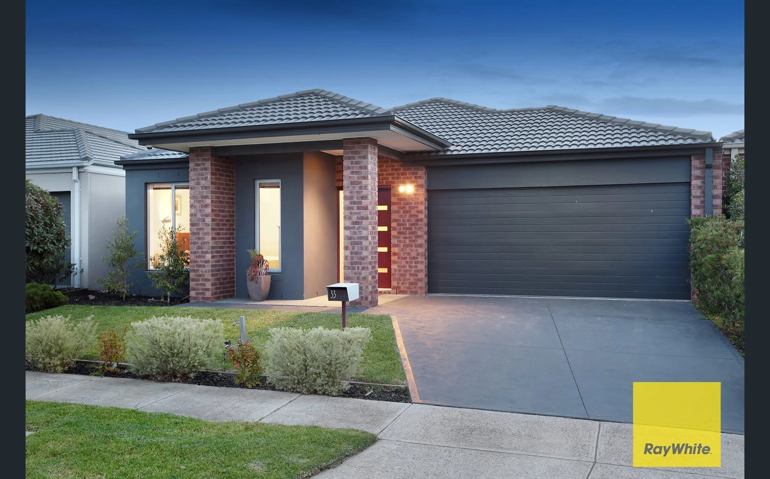 33 Mystic Grove, Point Cook, VIC 3030