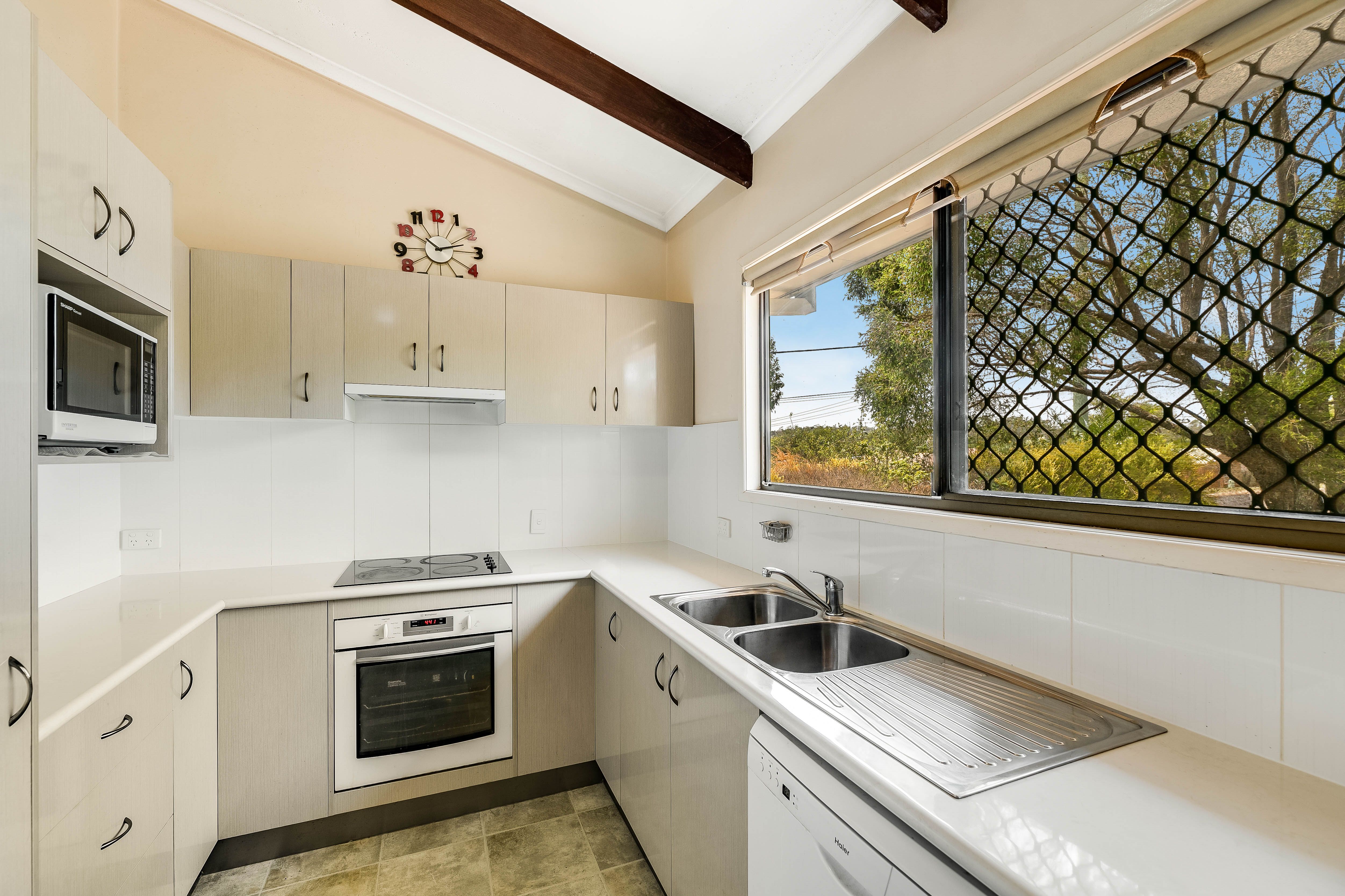 17 Kratzmann Court, Kearneys Spring, QLD 4350