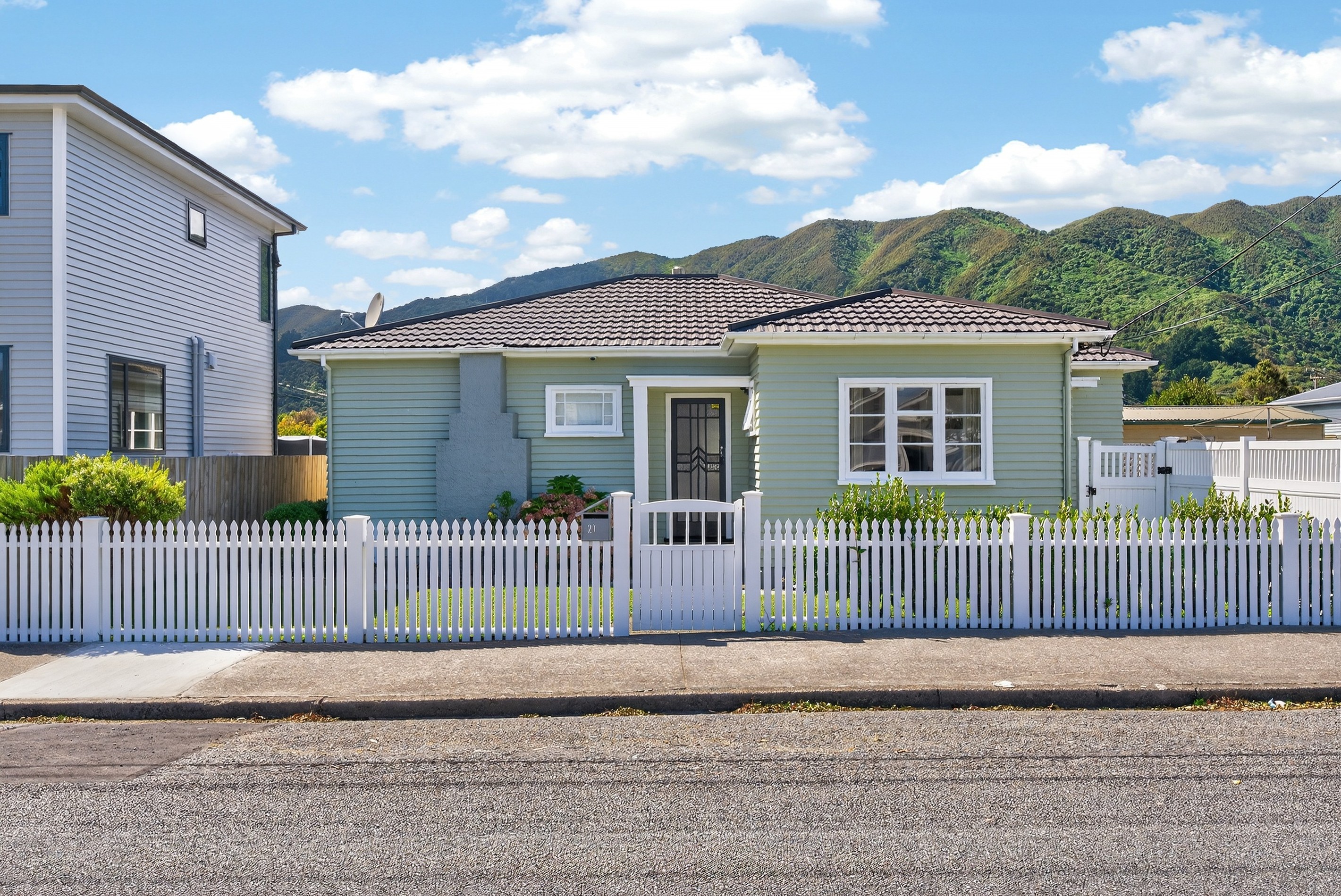 21 Leighton Avenue, Waiwhetu, Lower Hutt City