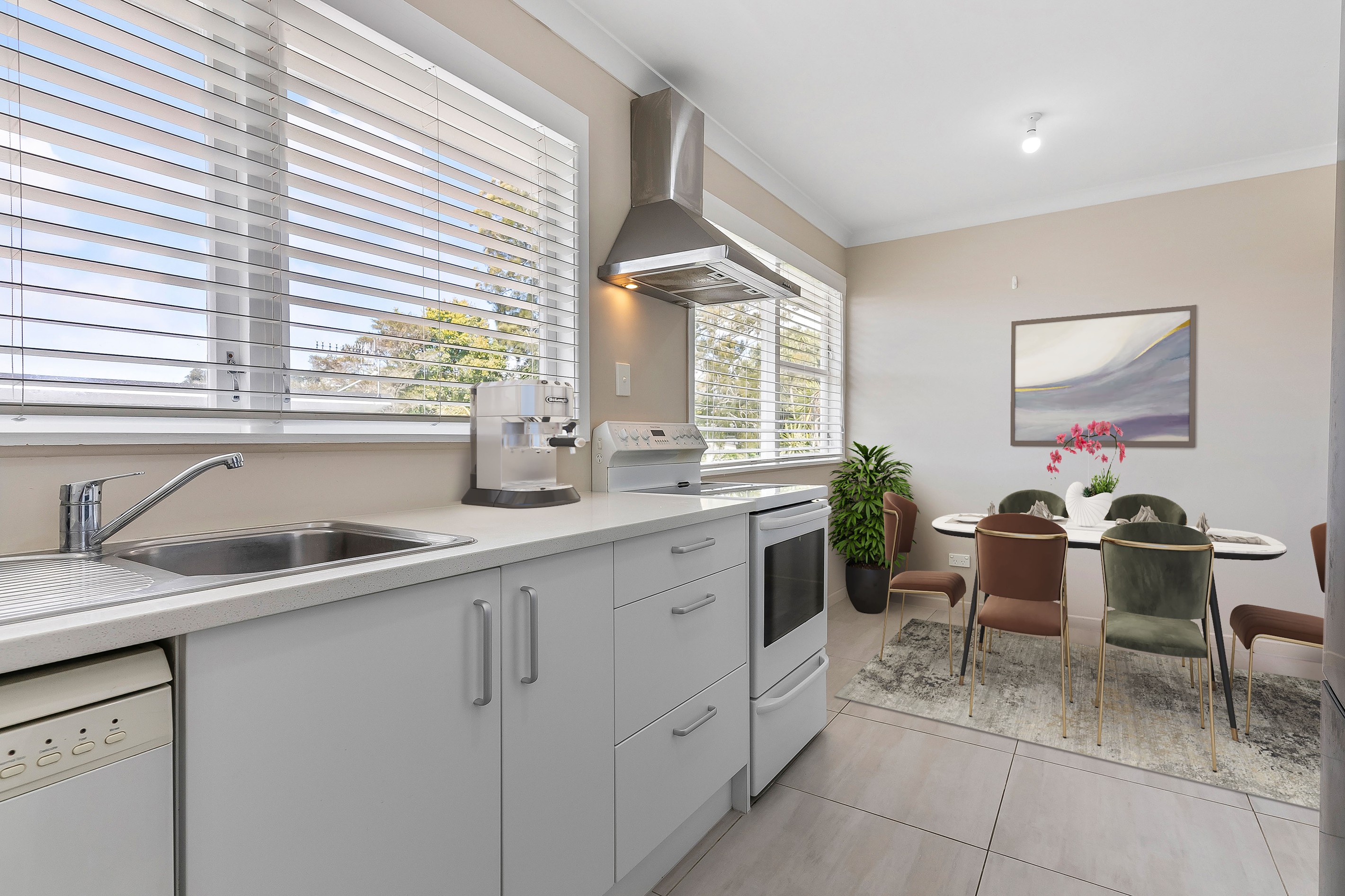 37 Compton Street, Hillcrest, North Shore City