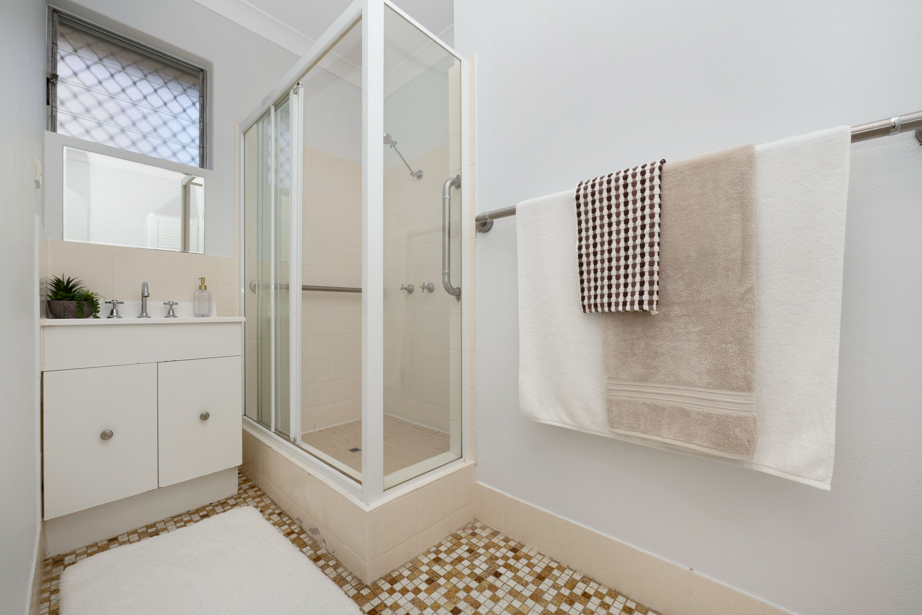 21 Jannila Avenue — photo 19 of 20