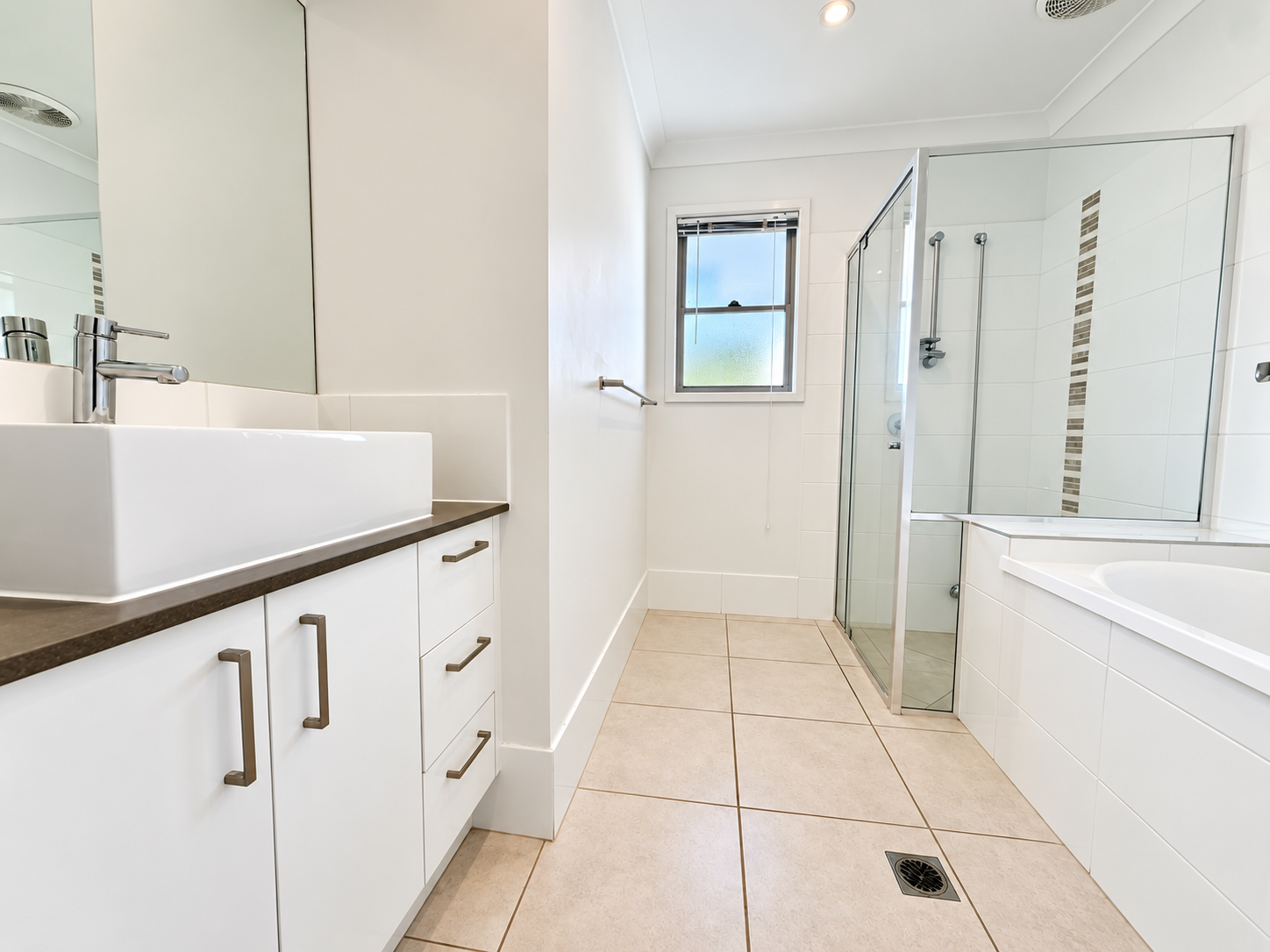 12 Coggins Street — photo 9 of 12