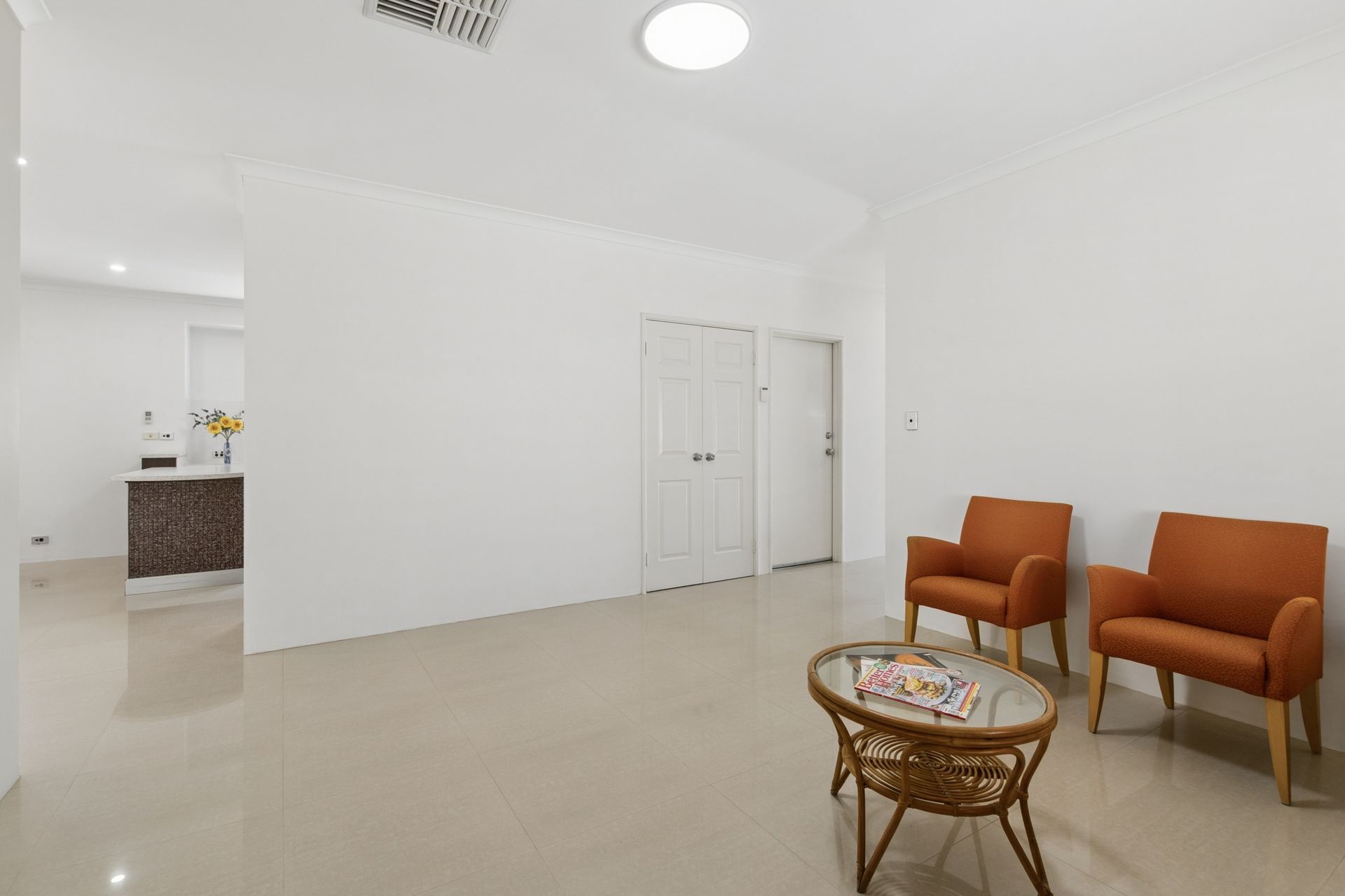 187 Bishopsgate Street — photo 7 of 27