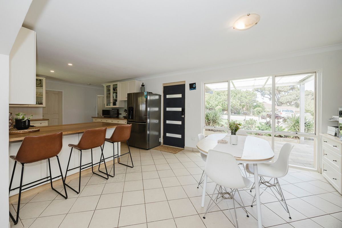 11 Mitchell Place — photo 9 of 27