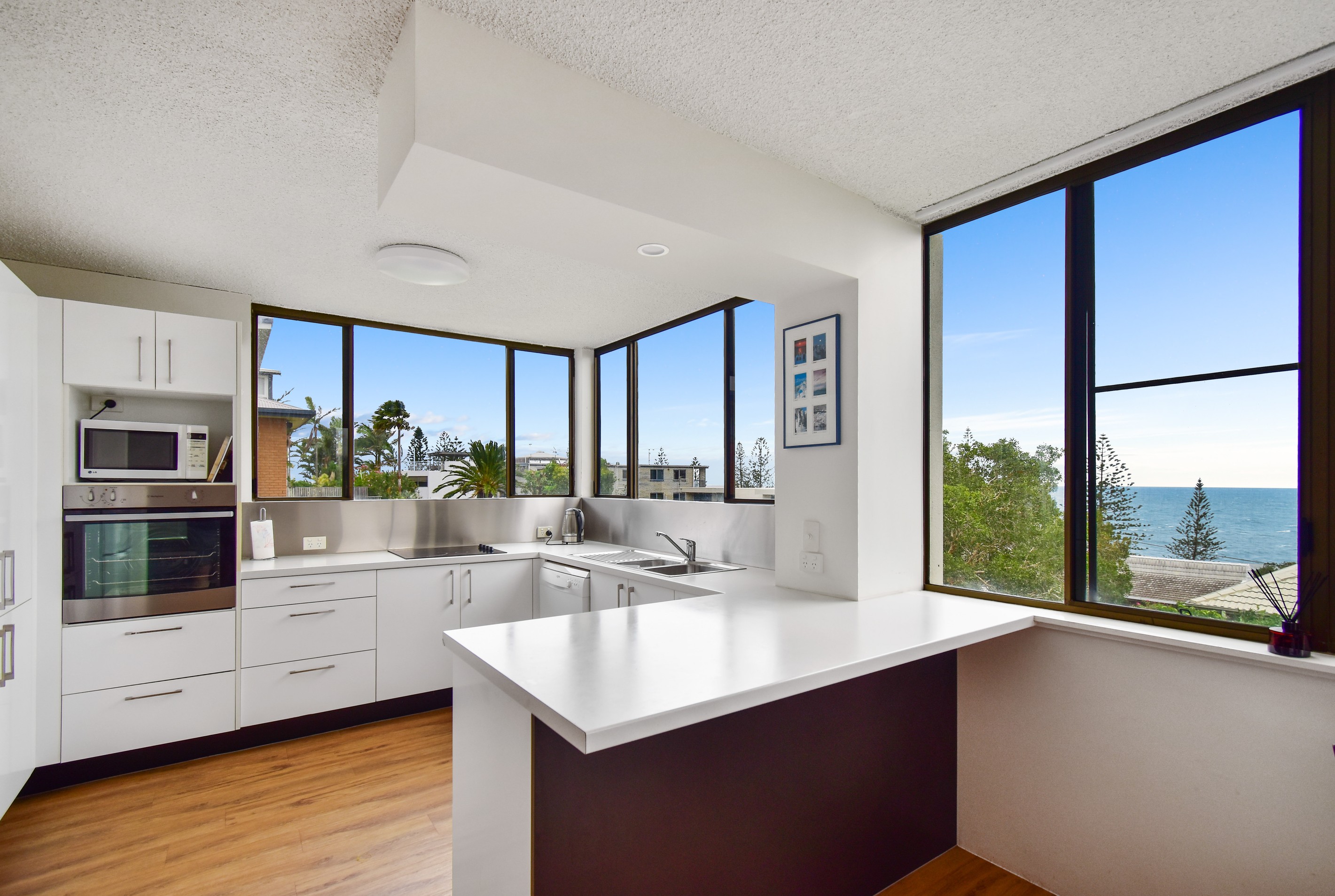 2/6 Burgess Street, Kings Beach, QLD 4551