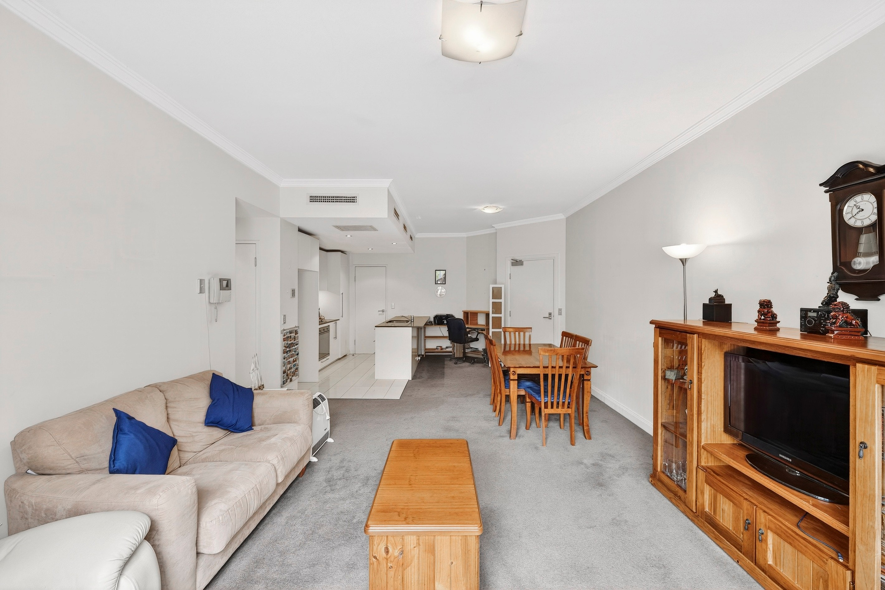207/2-4 Parc Guell Drive, Campbelltown, NSW 2560