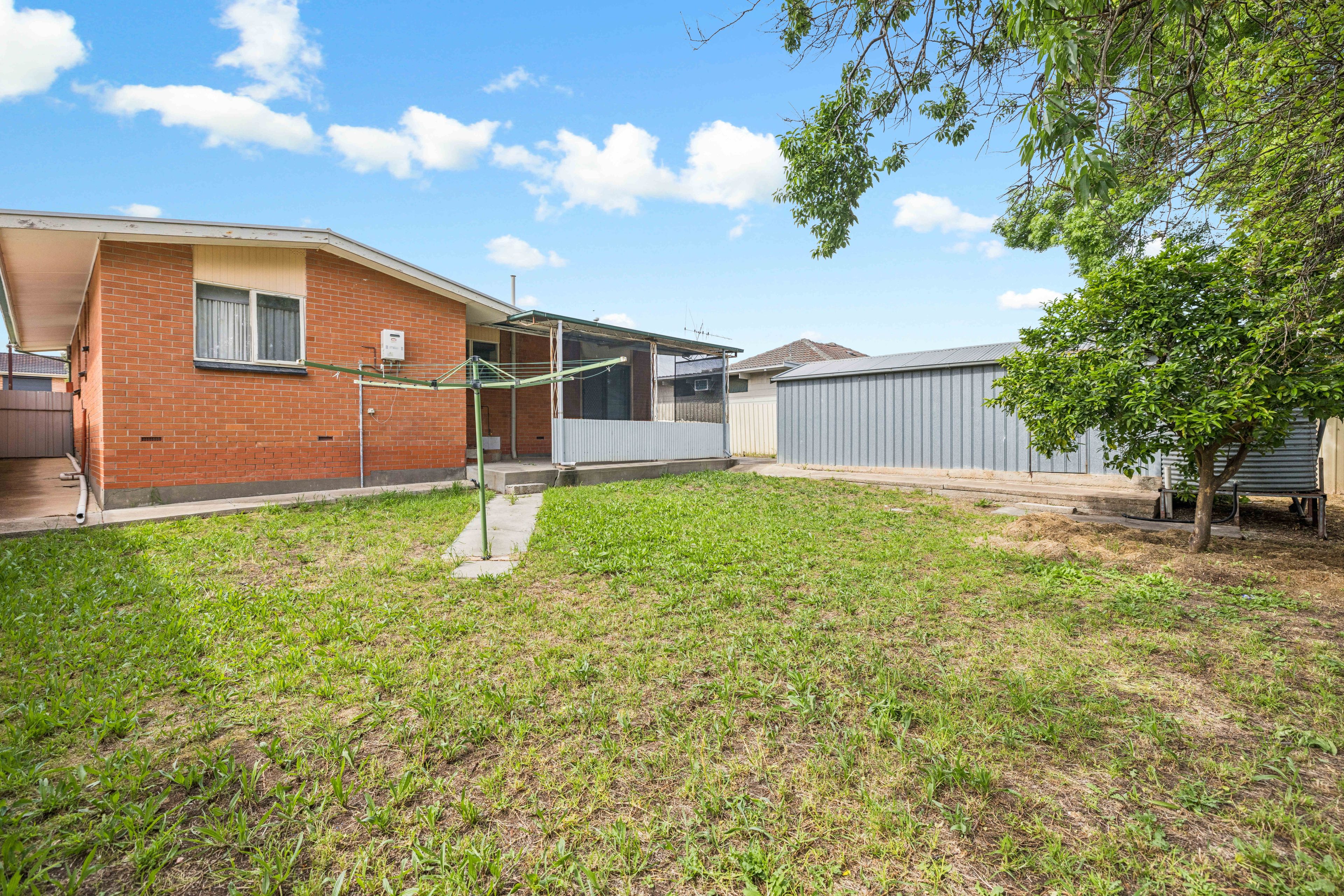10 Nottingham Crescent — photo 14 of 15