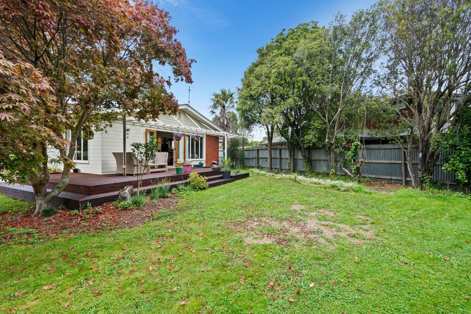 11 Weir Place photo 28
