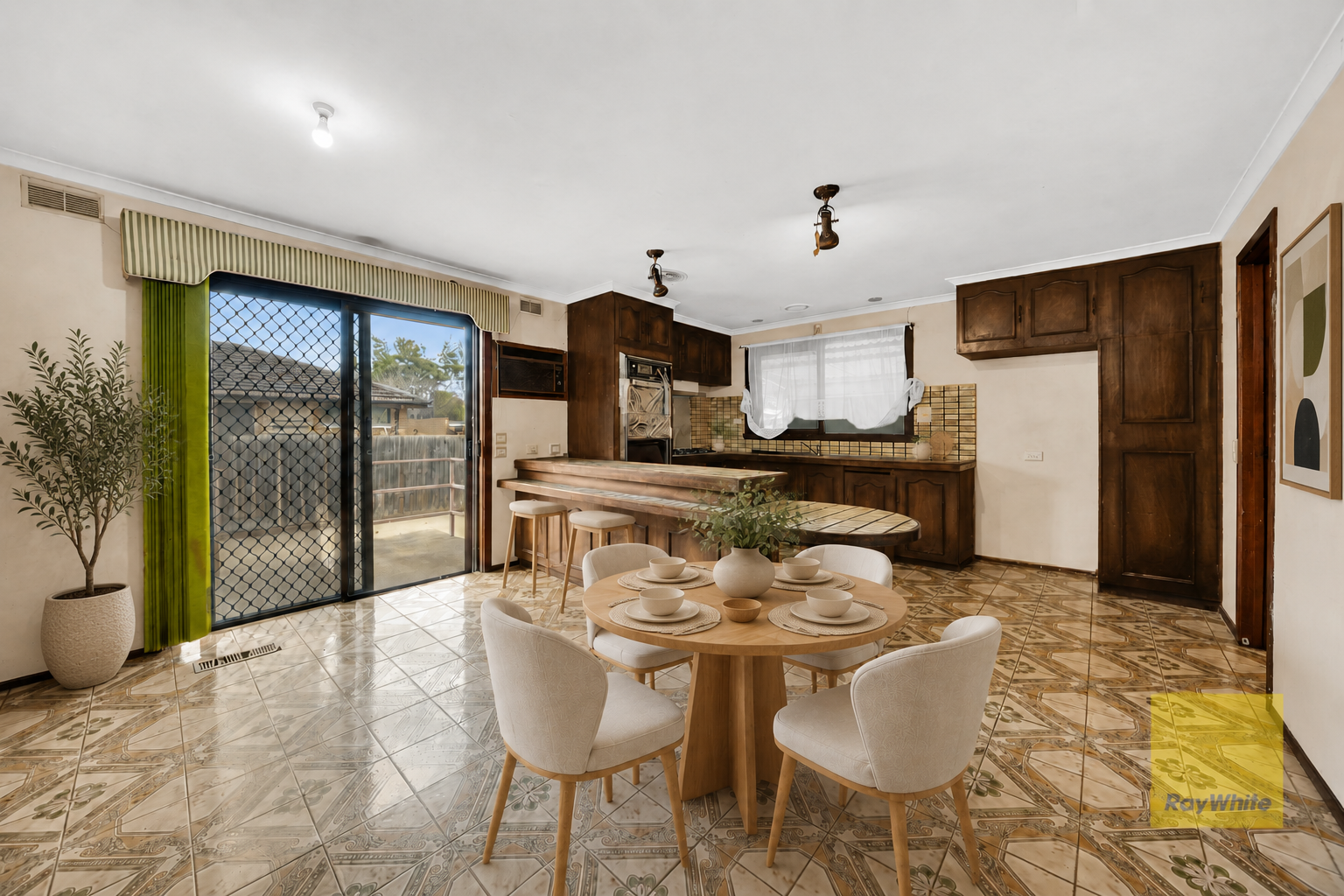 11 Lotis Court — photo 8 of 20