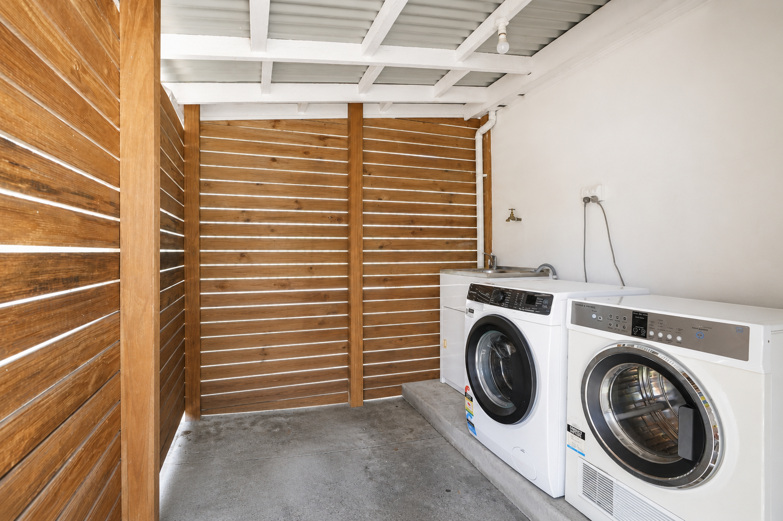 224 Gardeners Road — photo 9 of 11
