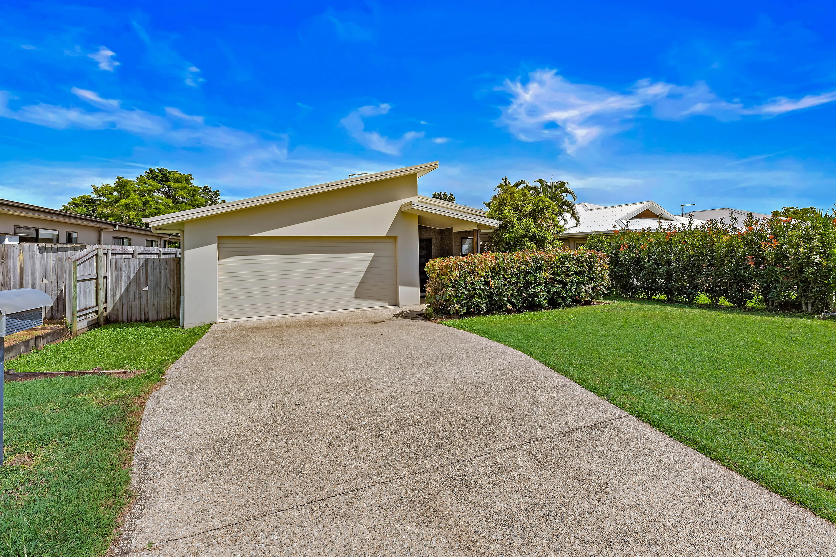 6 Springfield Circuit, Cannonvale, QLD 4802