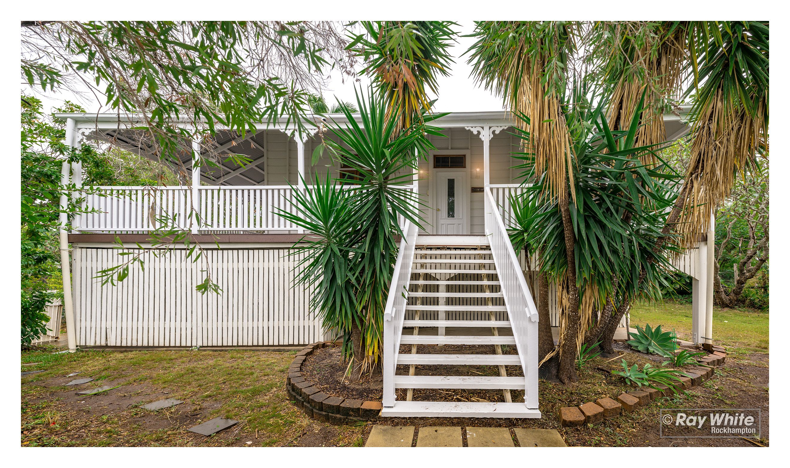 4 Davis Street, The Range QLD 4700