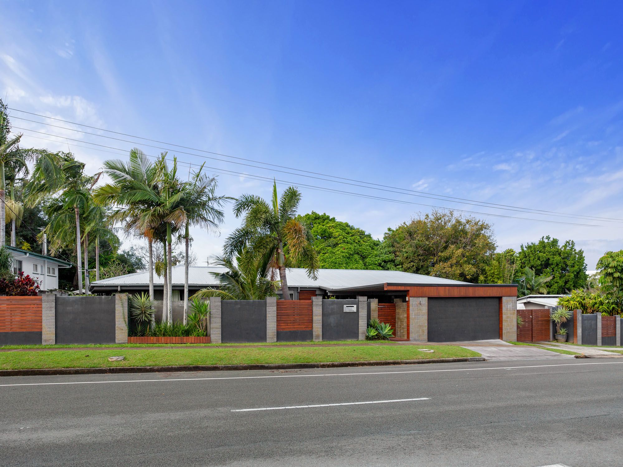 14 Dandar Drive, Southport, QLD 4215