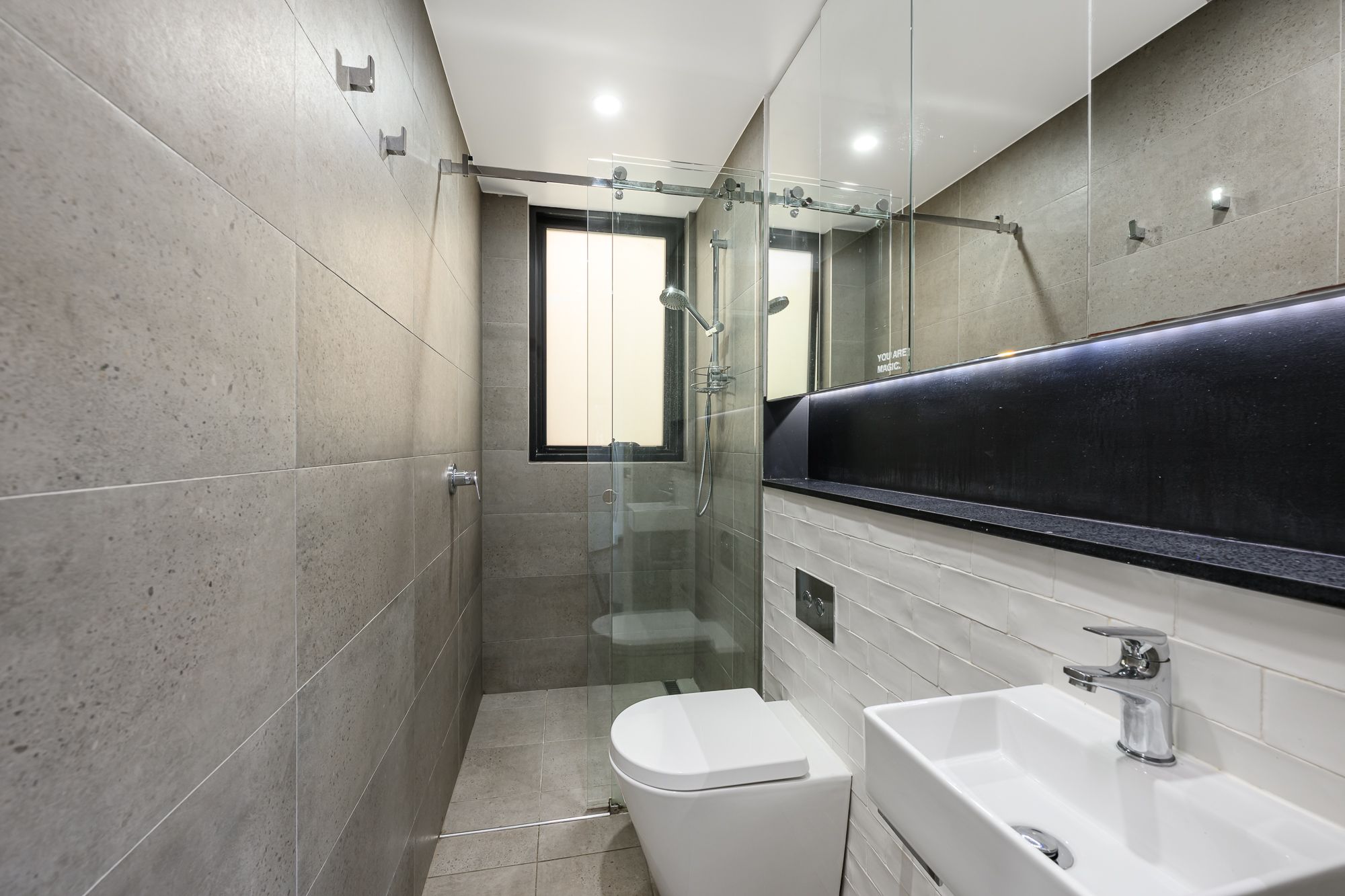 6/105-107 Percival Road — photo 7 of 10